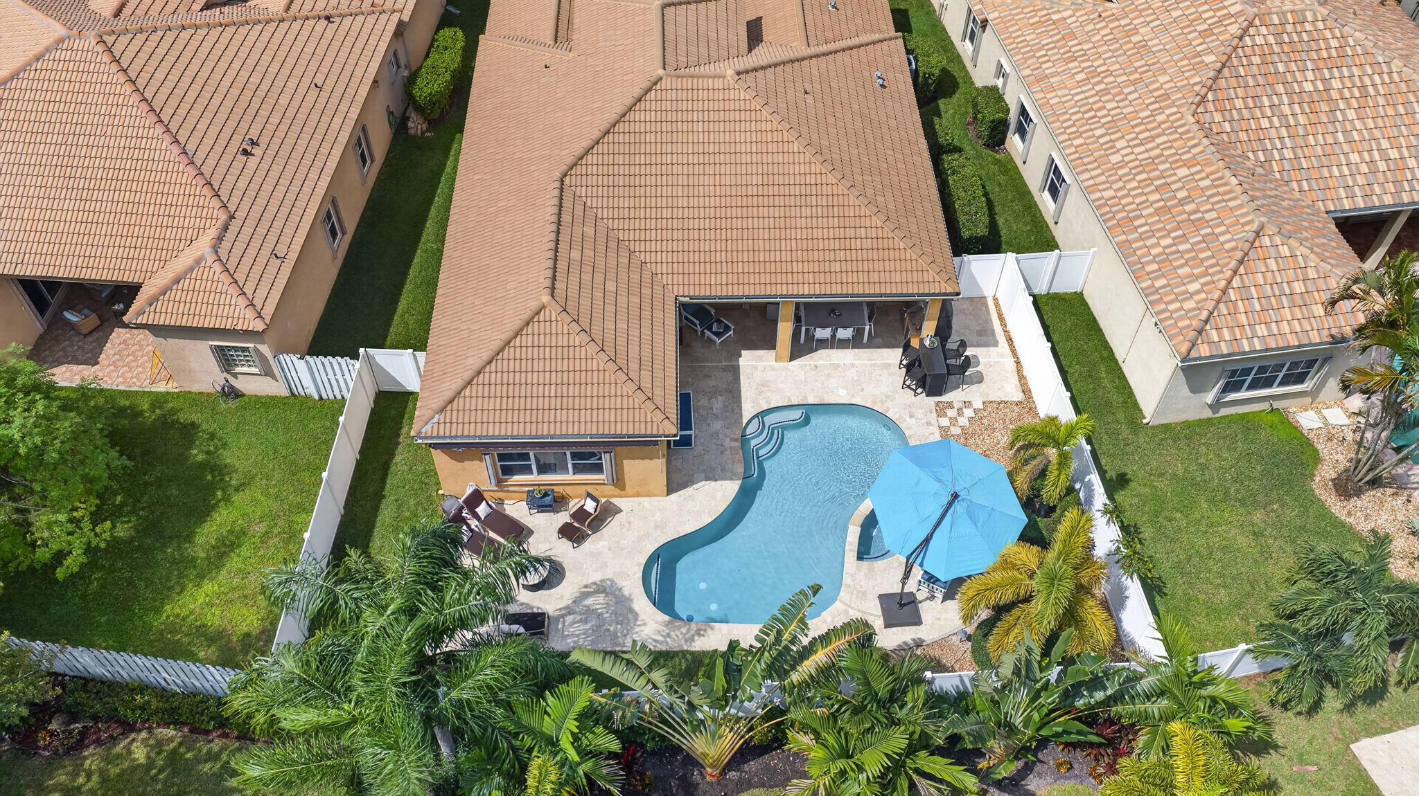 main property photo 77
