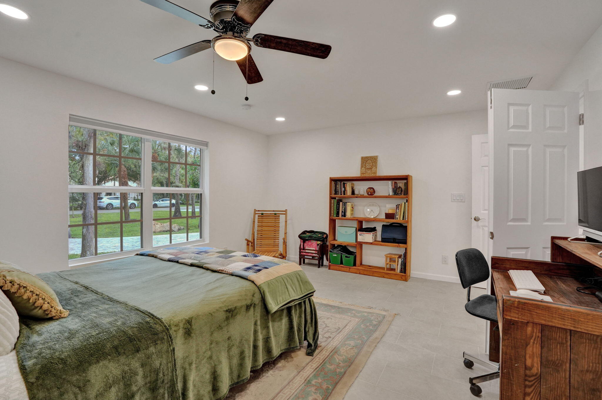 main property photo 59