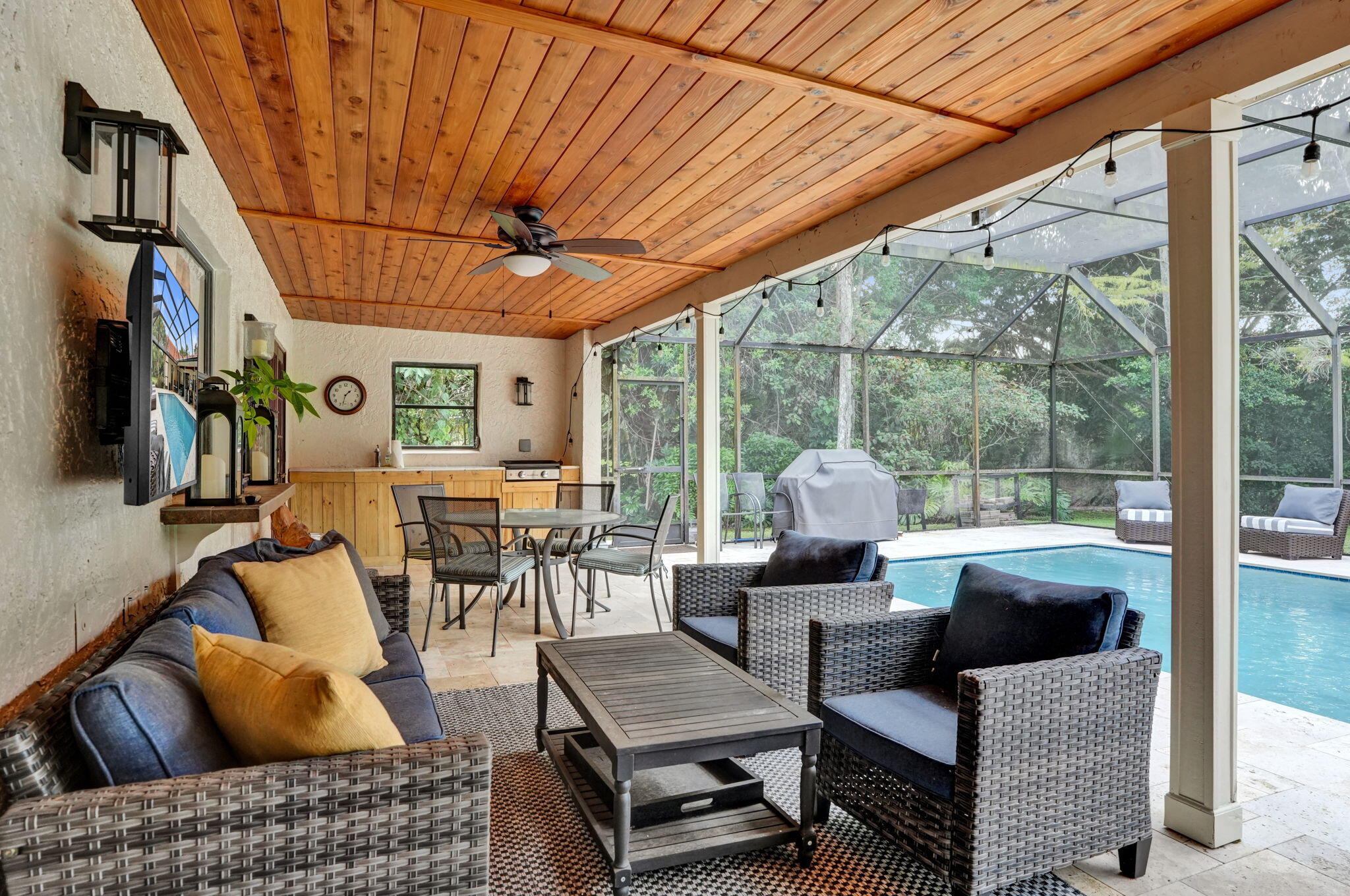 main property photo 80