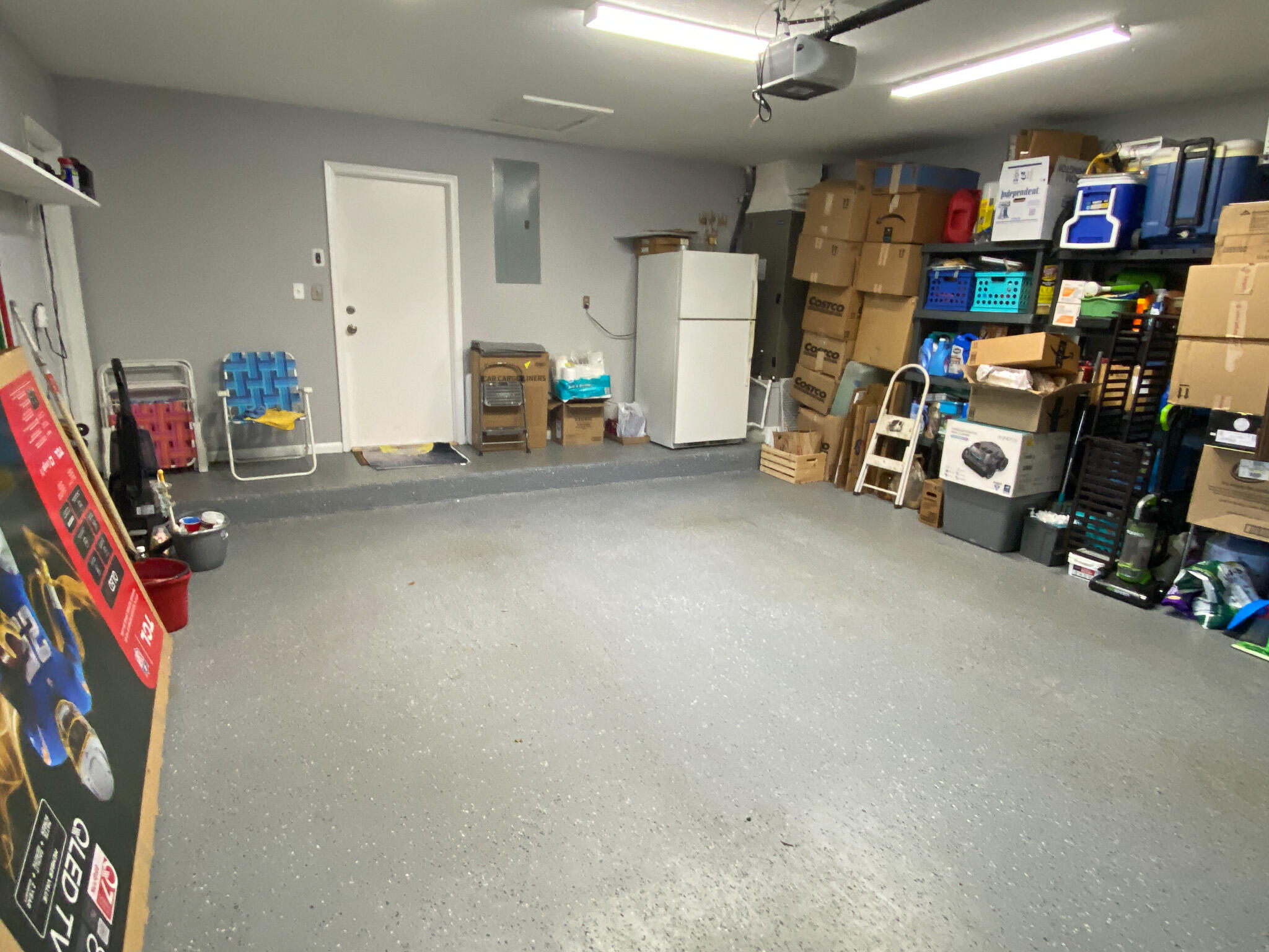main property photo 74