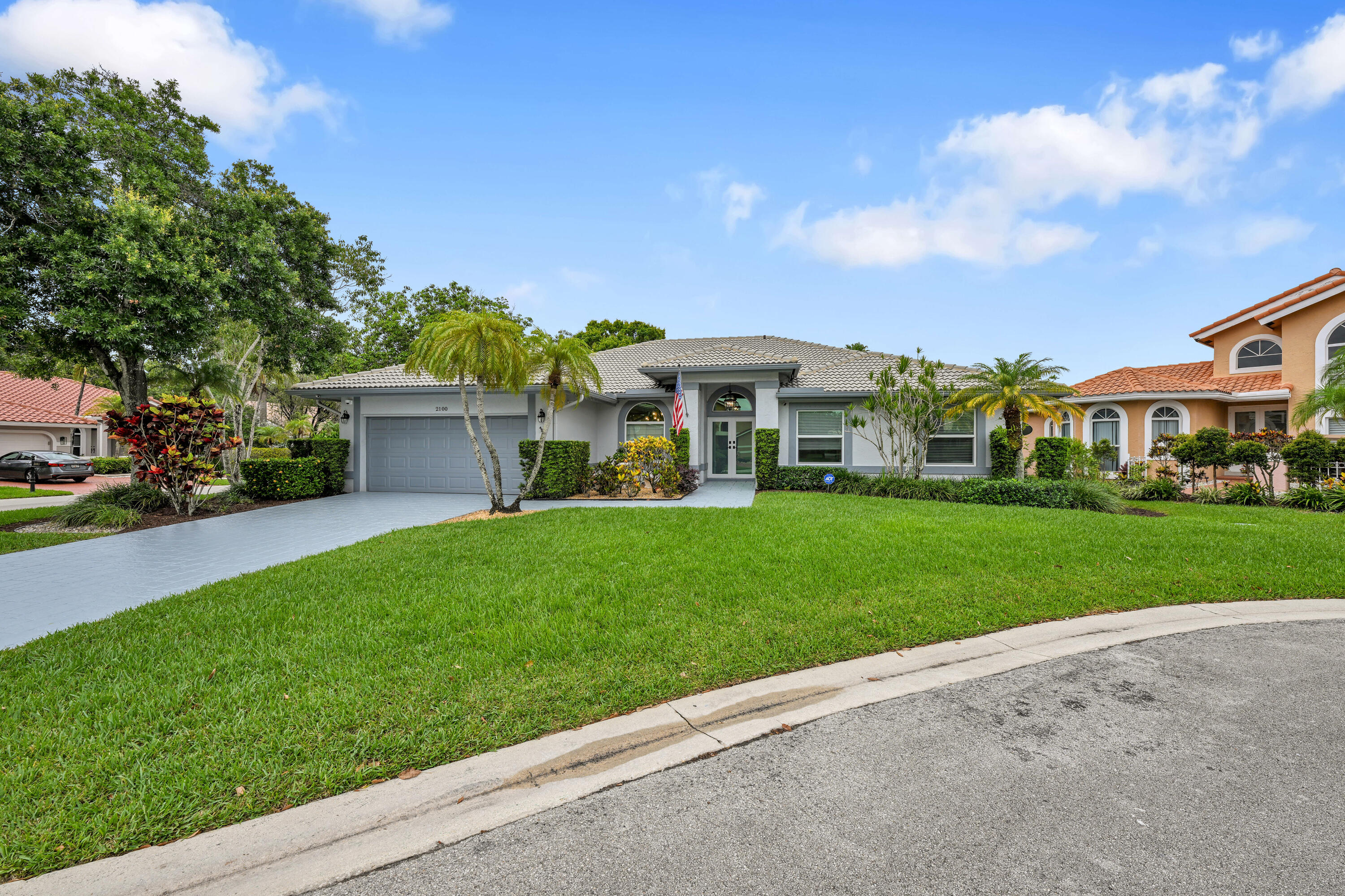 main property photo 15