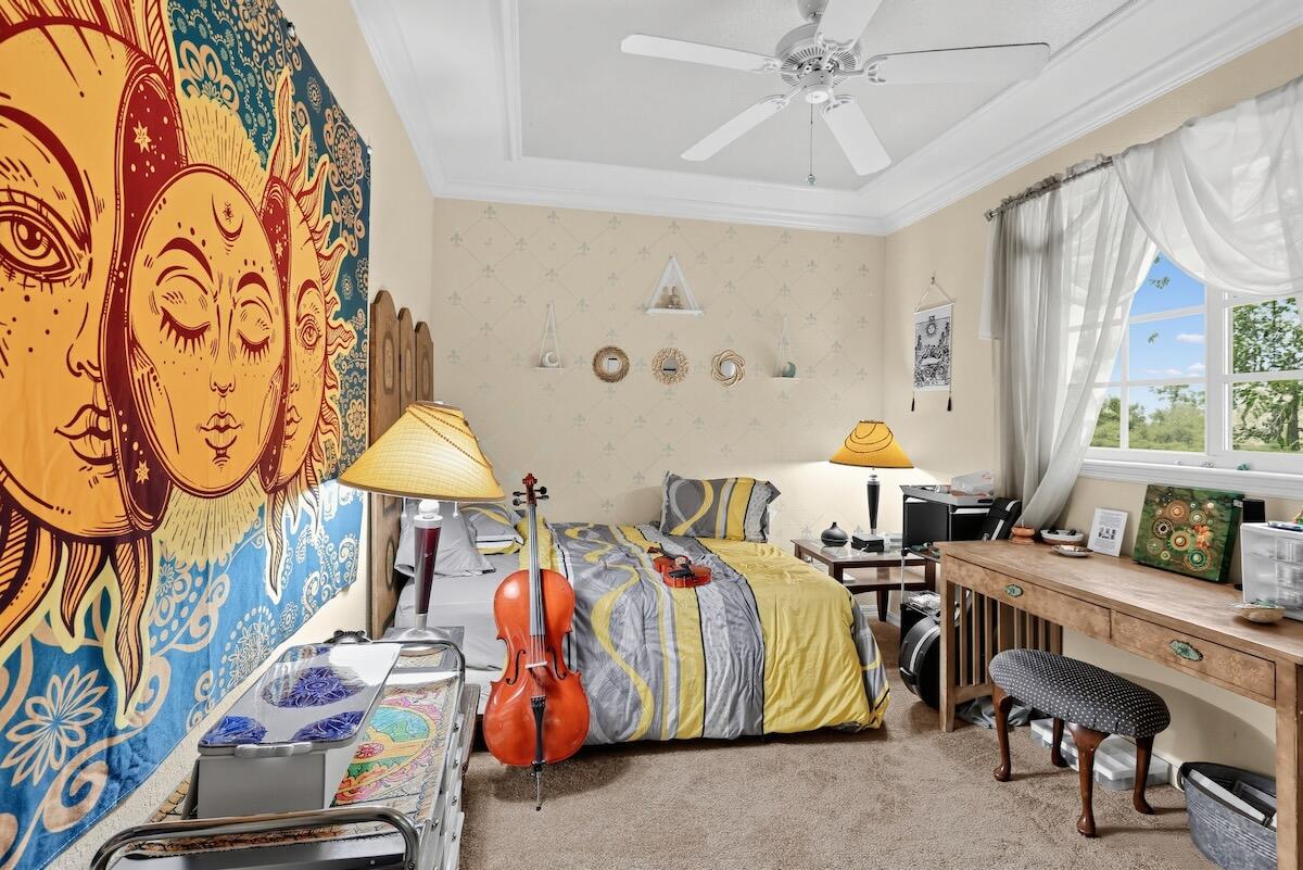main property photo 24