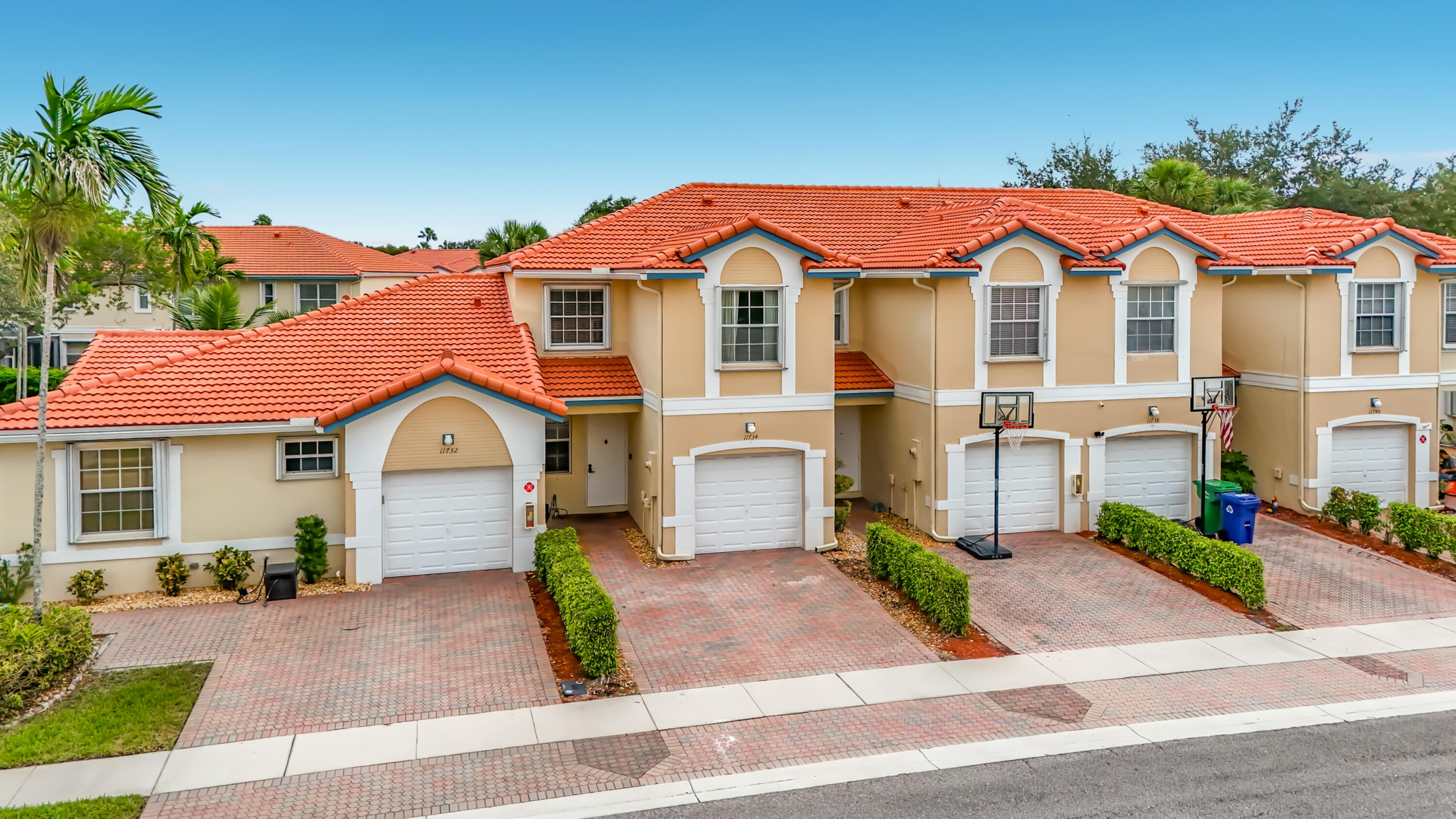 main property photo 70