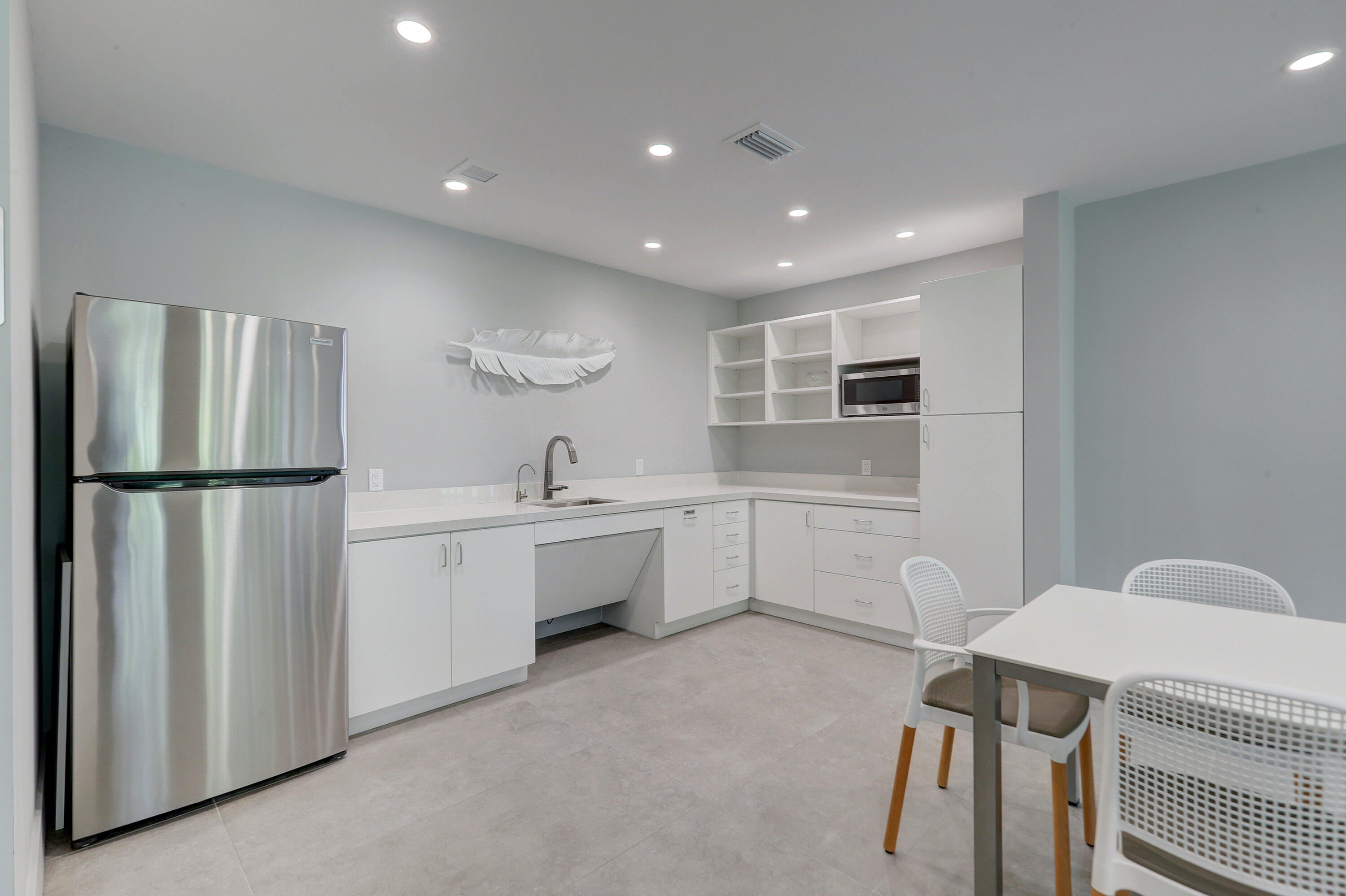 main property photo 77
