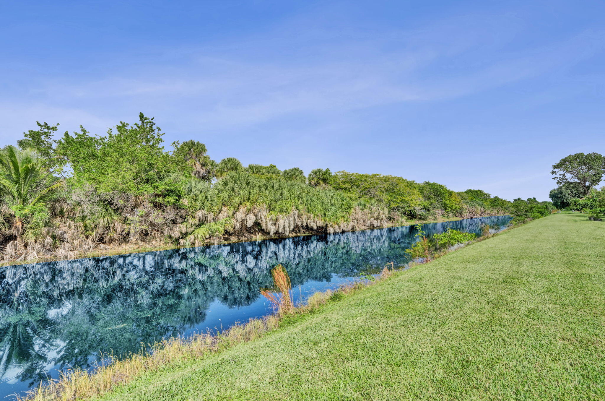 main property photo 51