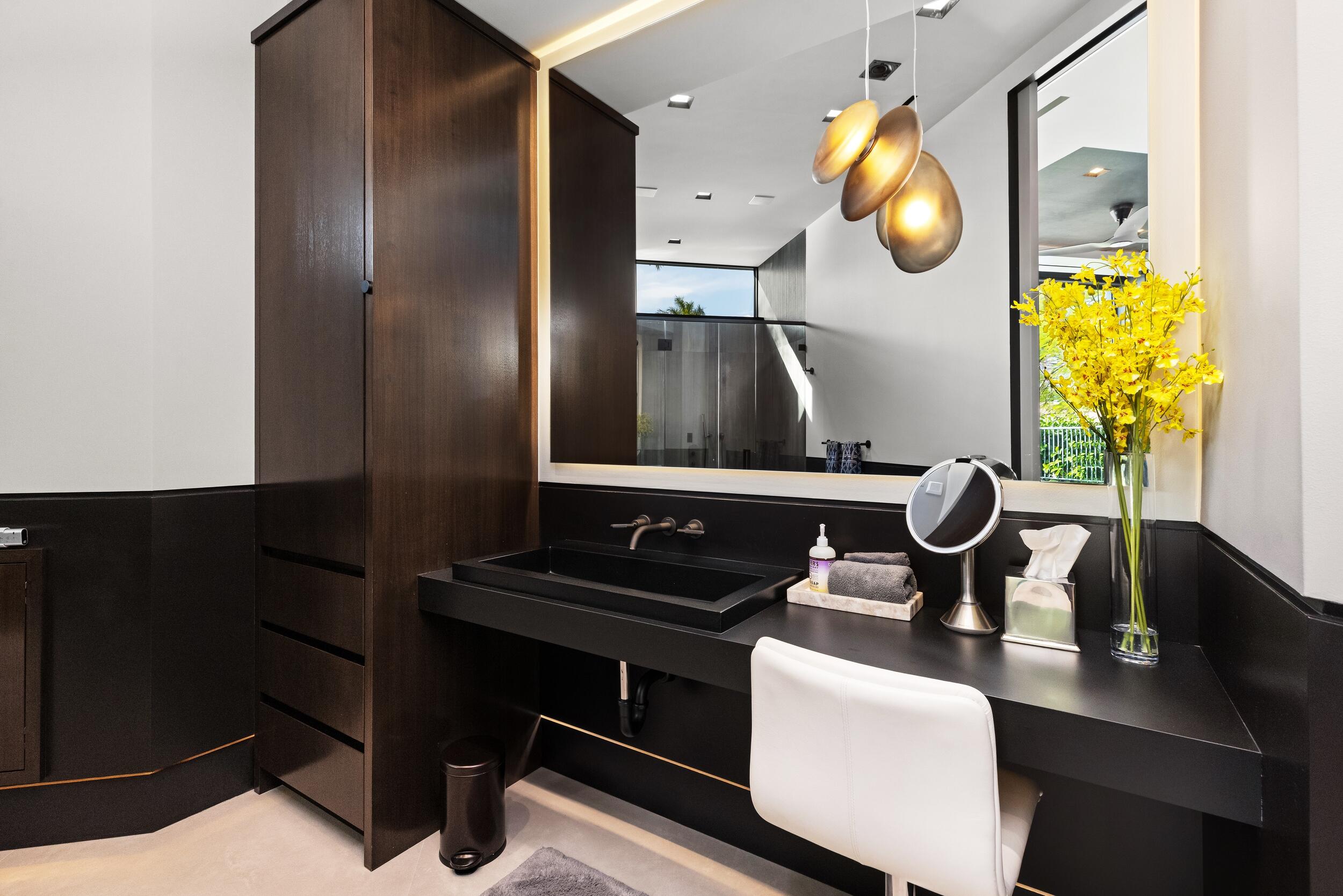 main property photo 66
