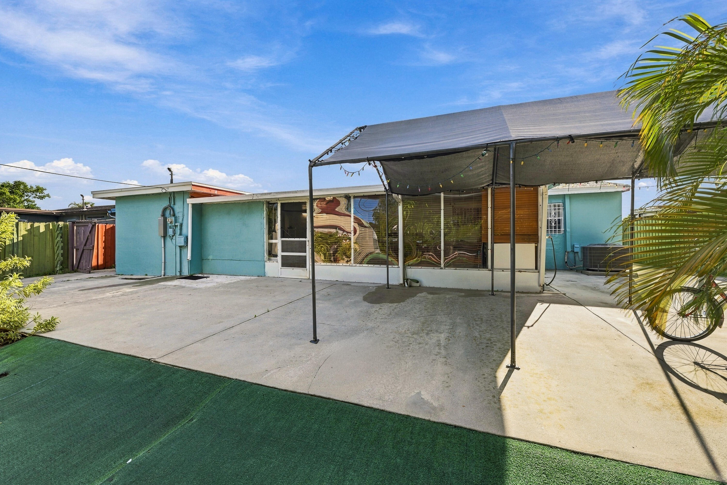 main property photo 33
