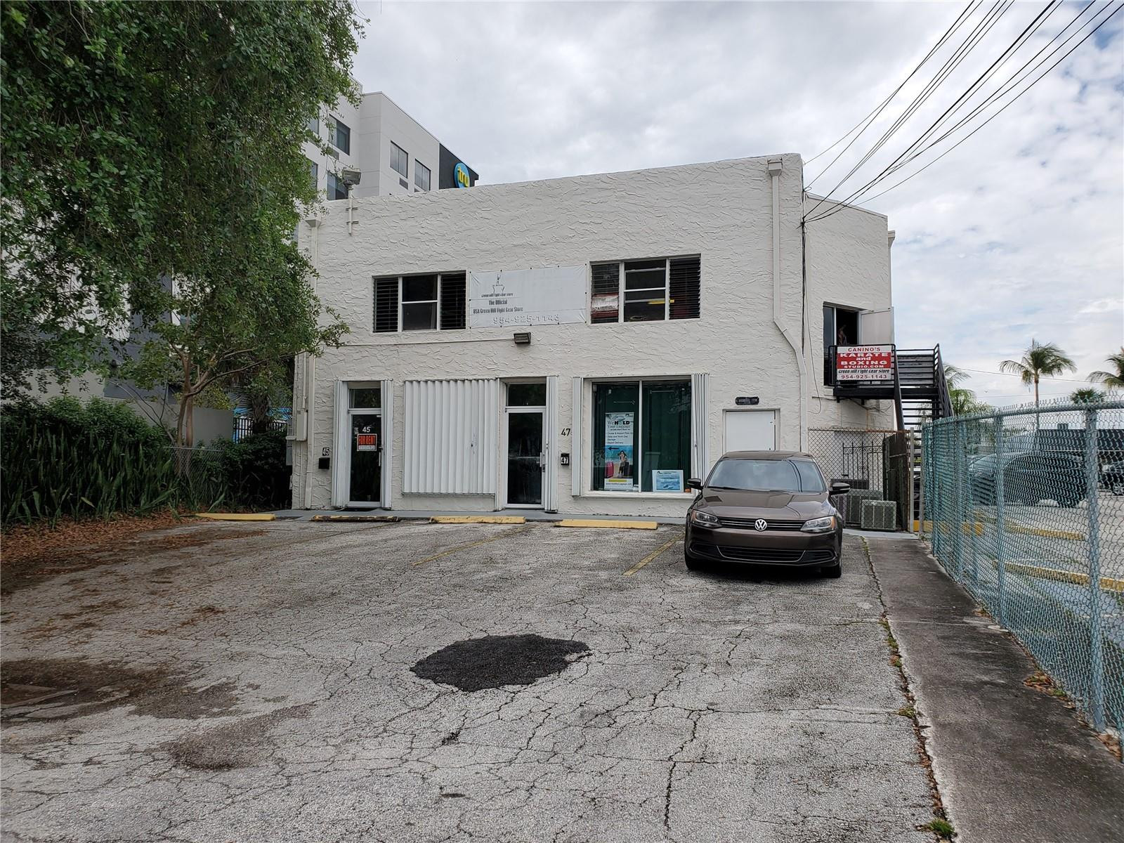 main property photo 29