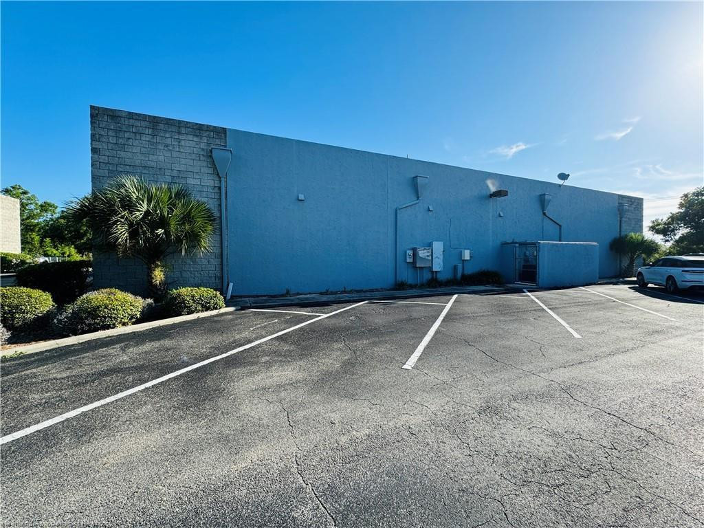 main property photo 24