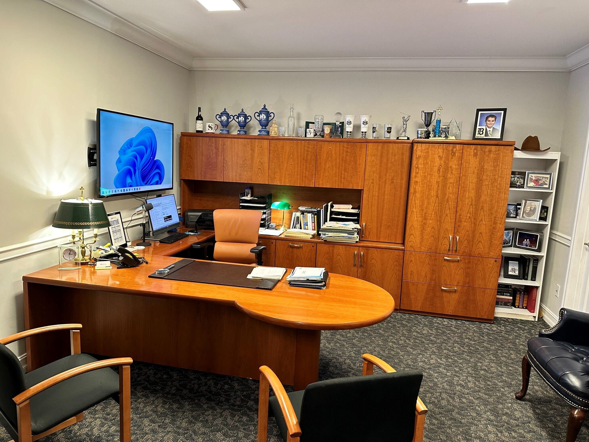 main property photo 13