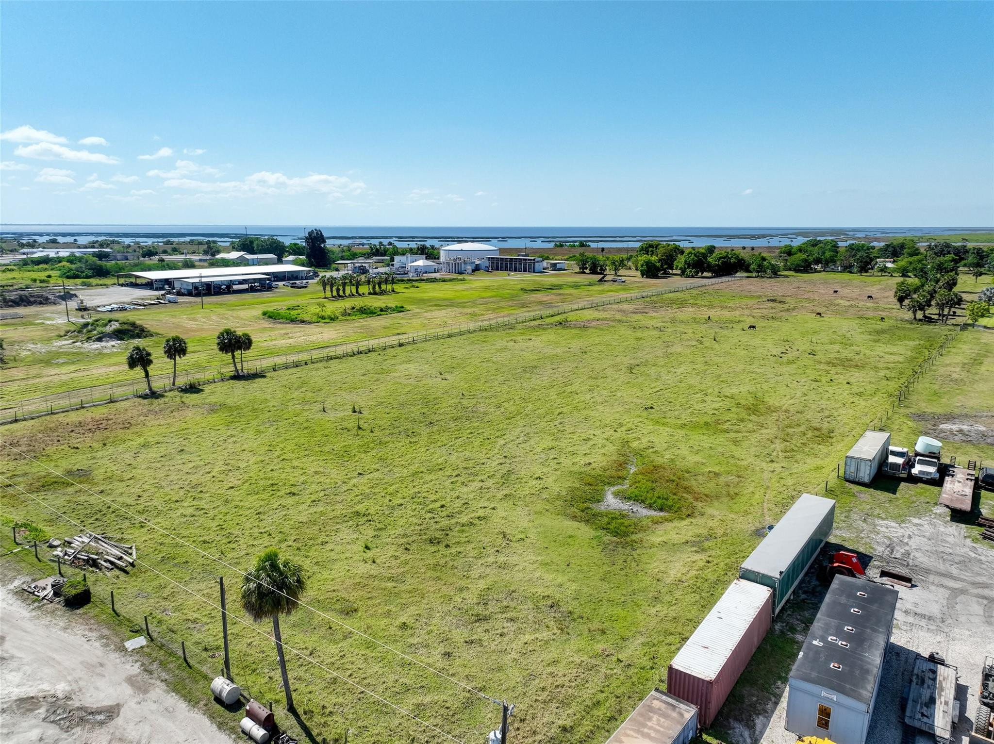 main property photo 21