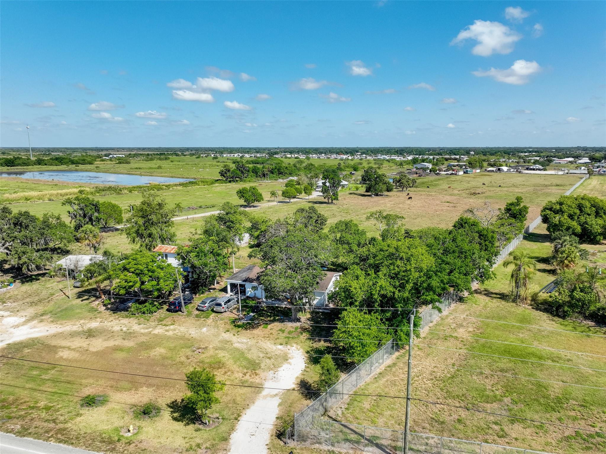 main property photo 24