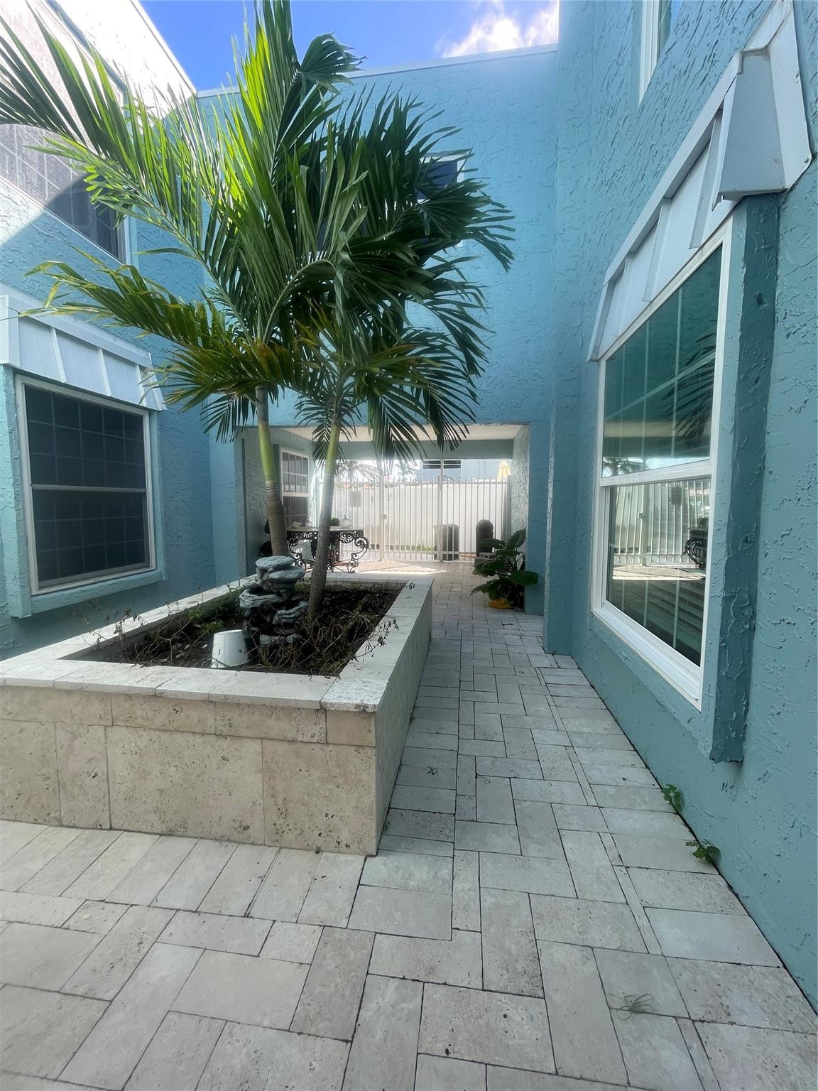 main property photo 75