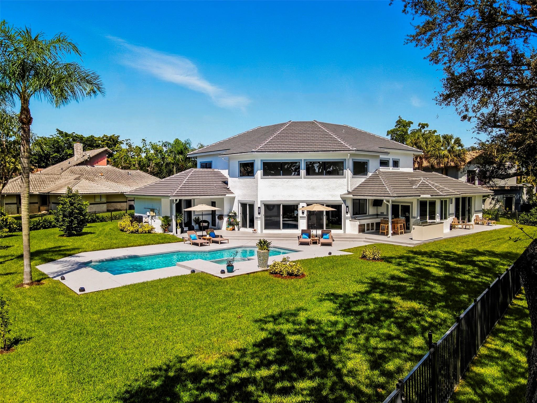 main property photo 60