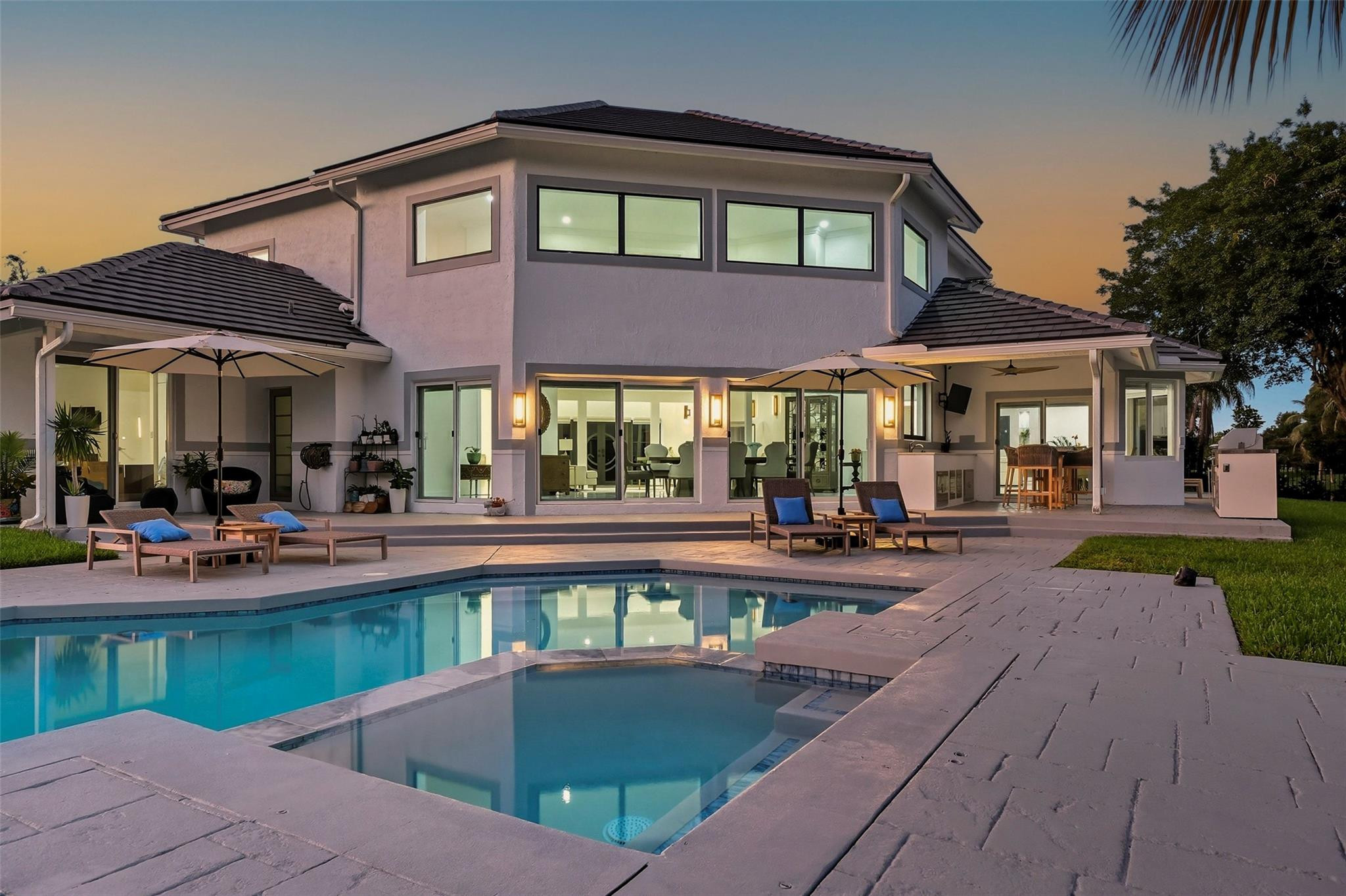 main property photo 66
