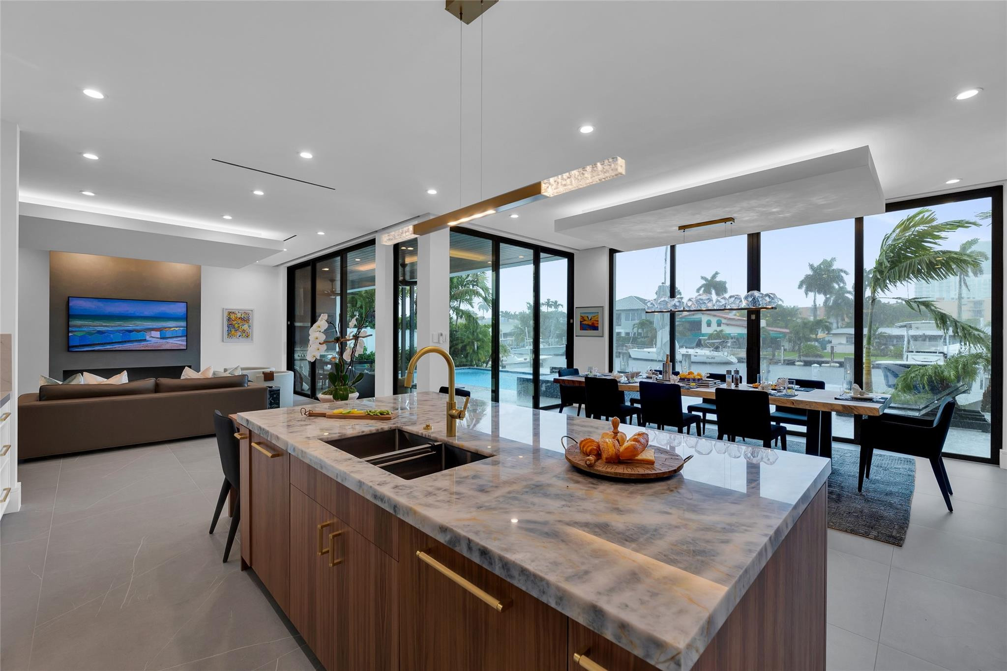 main property photo 73