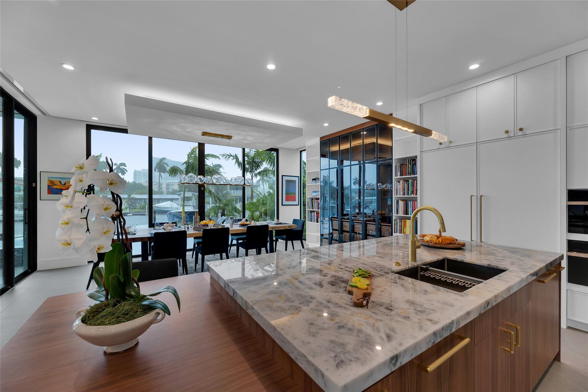 main property photo 74