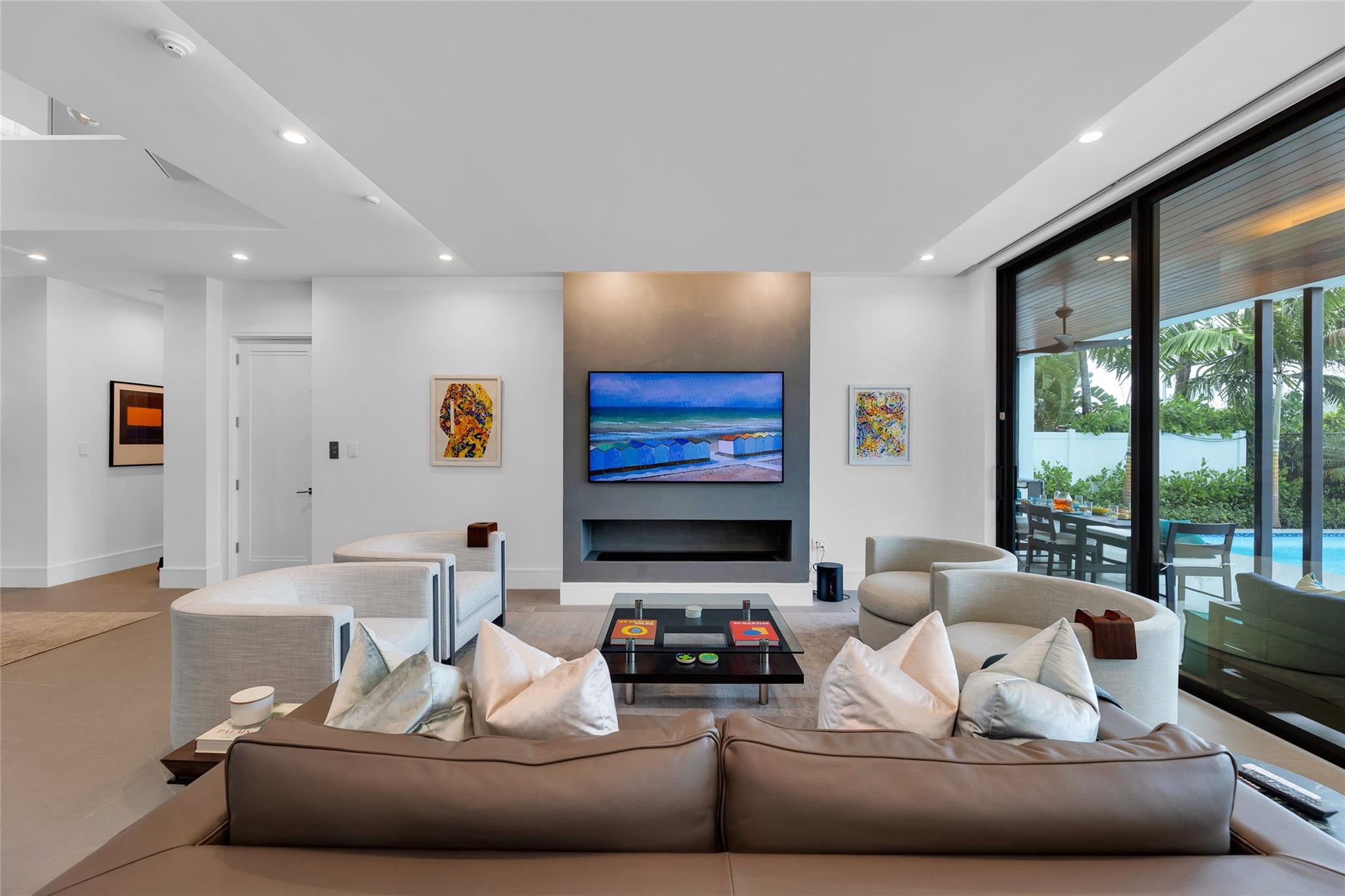 main property photo 79