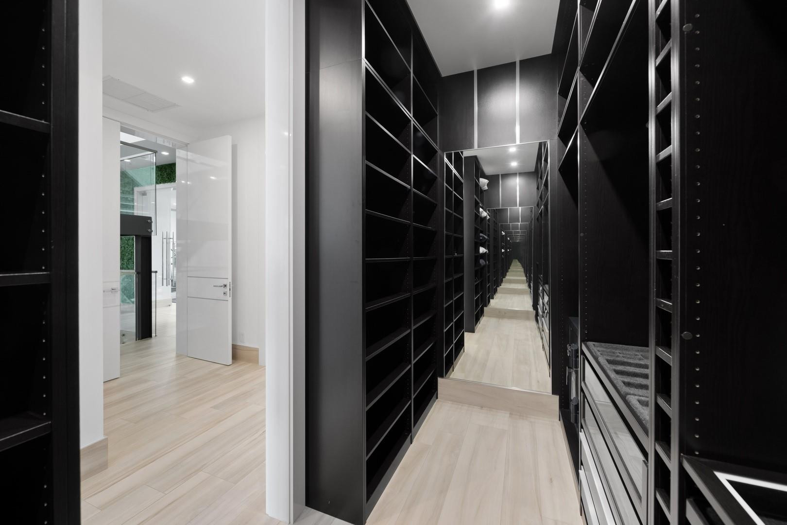 main property photo 77