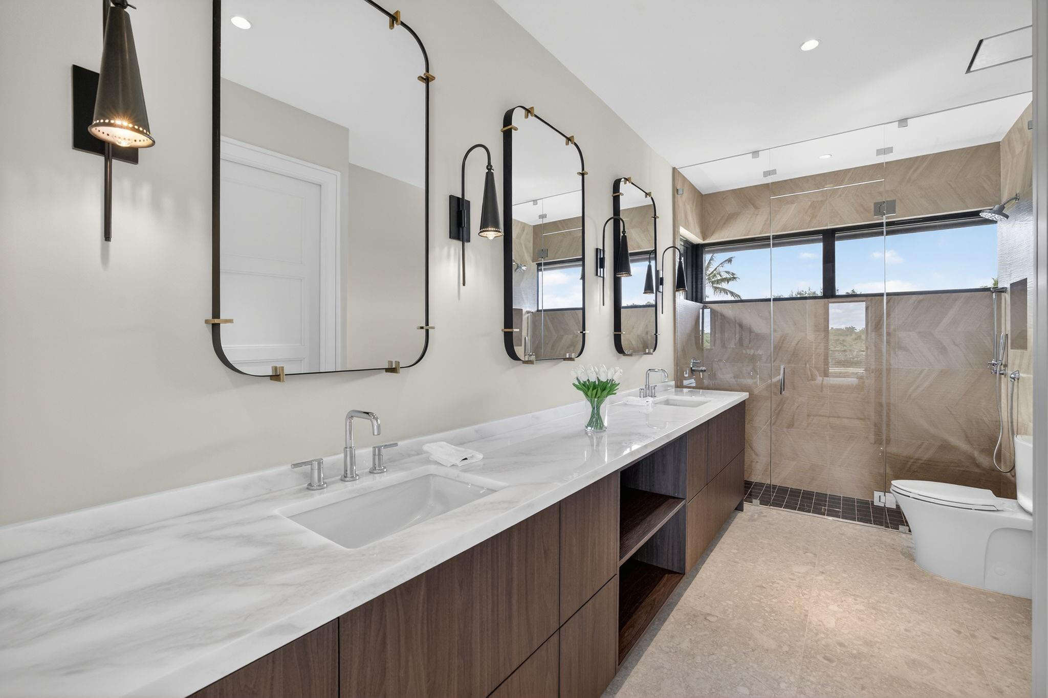 main property photo 70