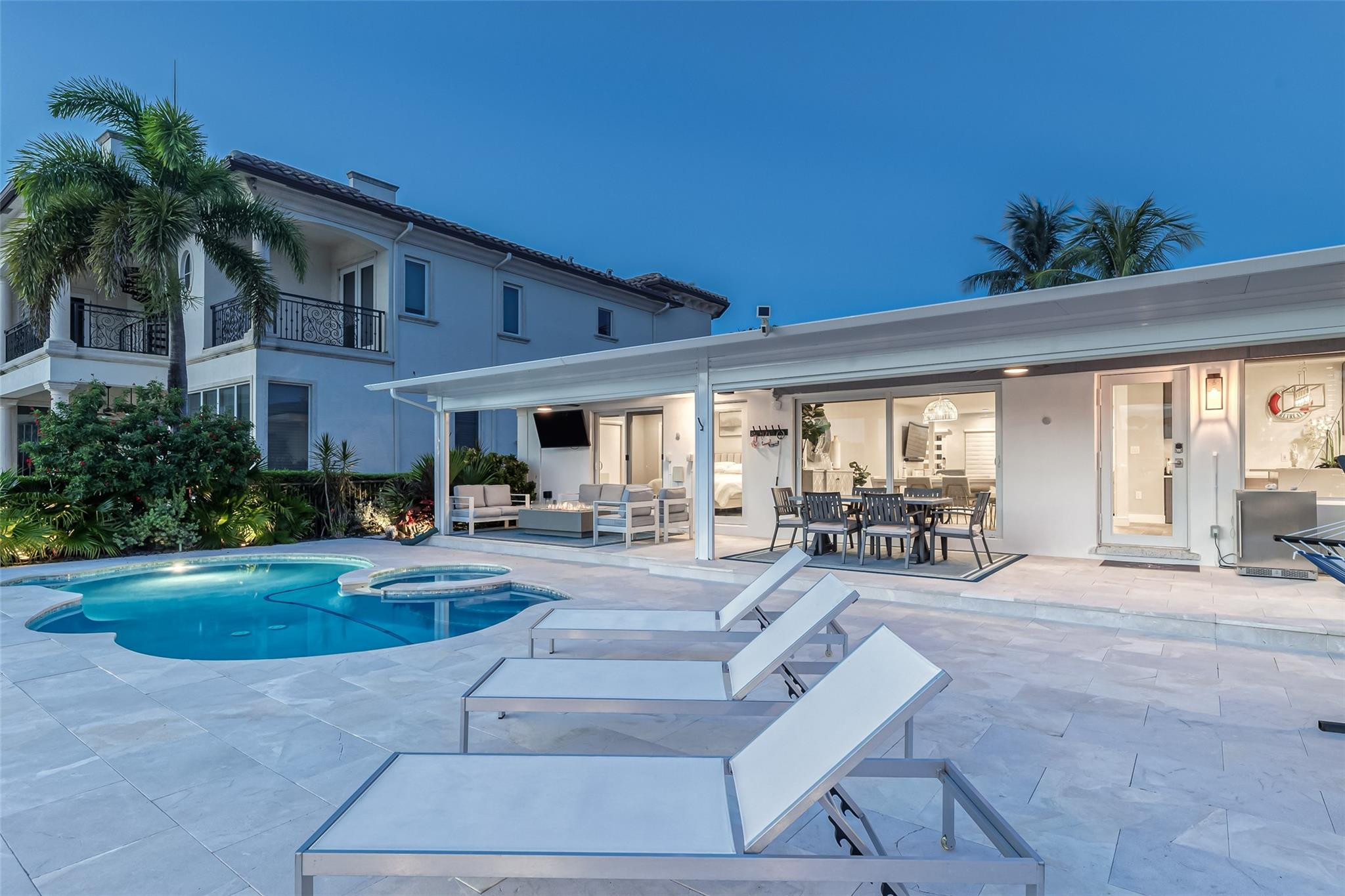 main property photo 44