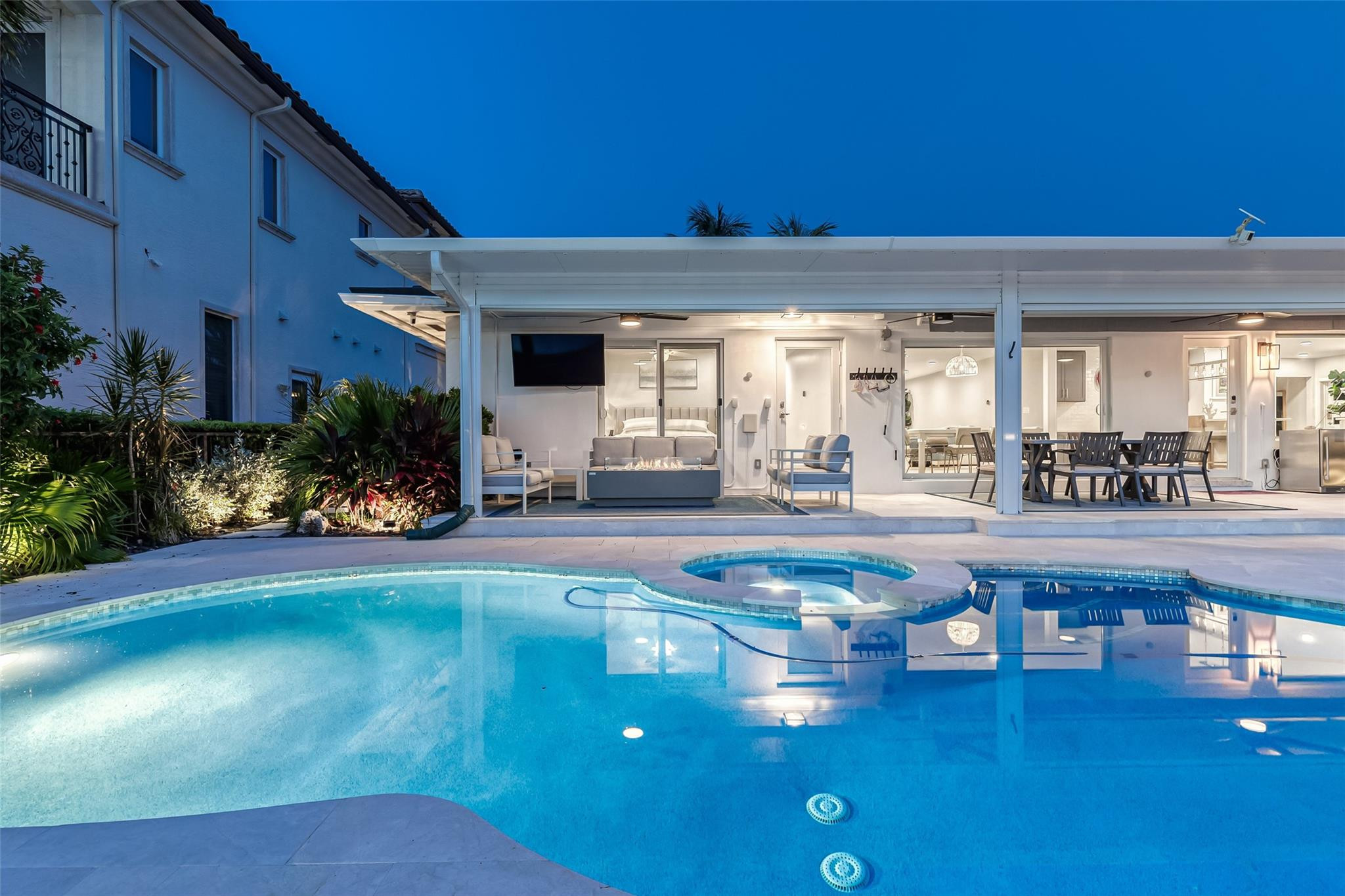 main property photo 49