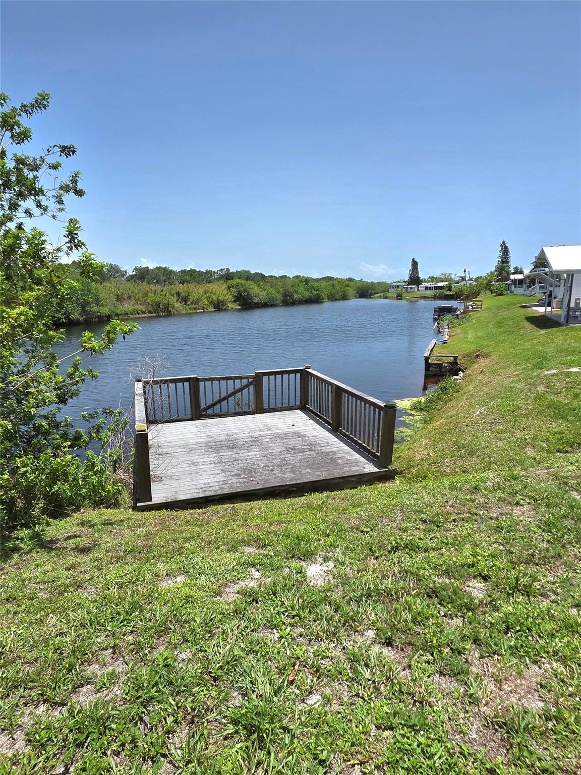 main property photo 14