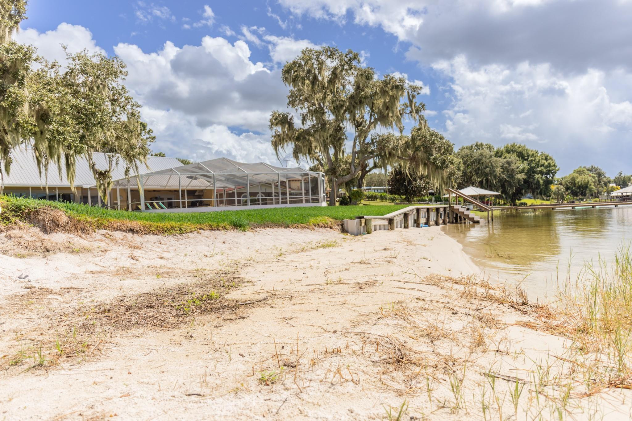 main property photo 47