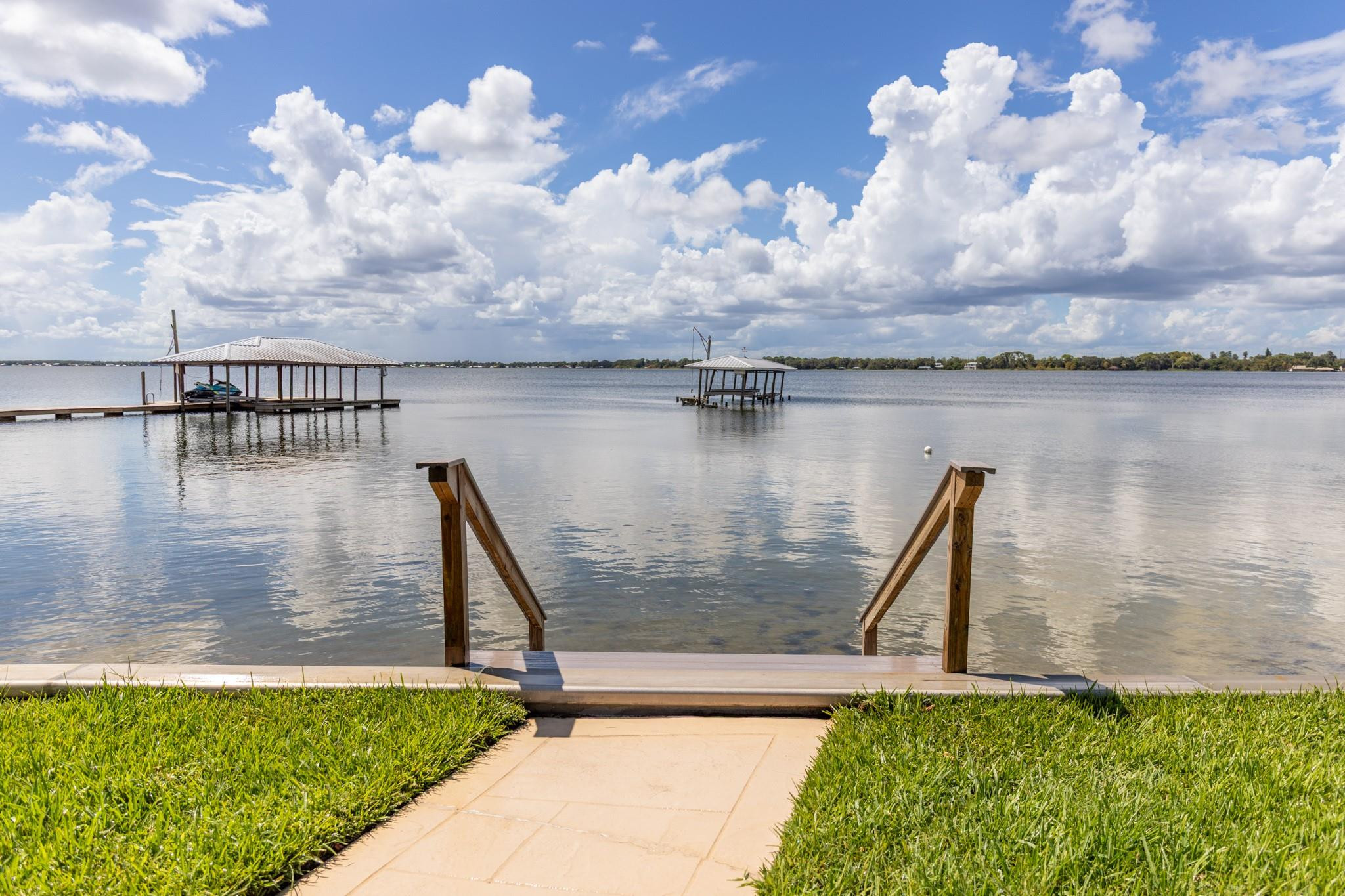main property photo 48