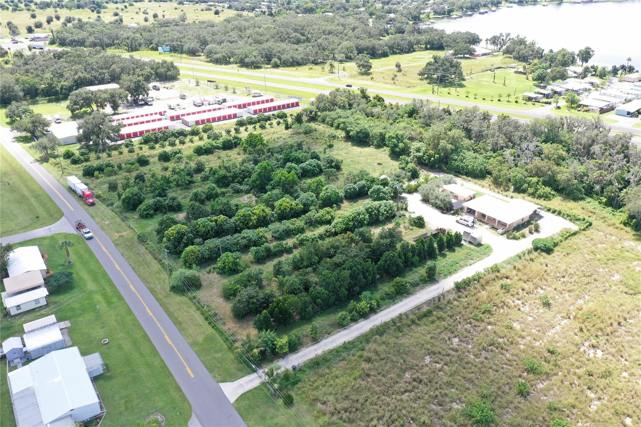 main property photo 4