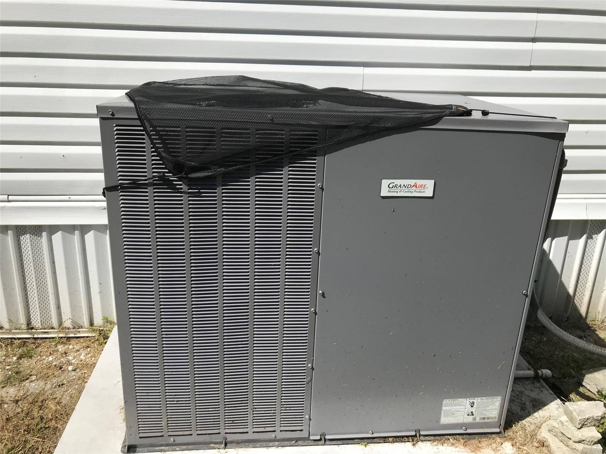 main property photo 17