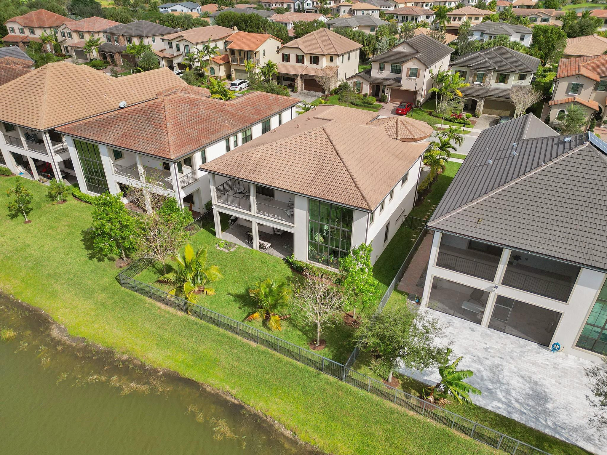 main property photo 82