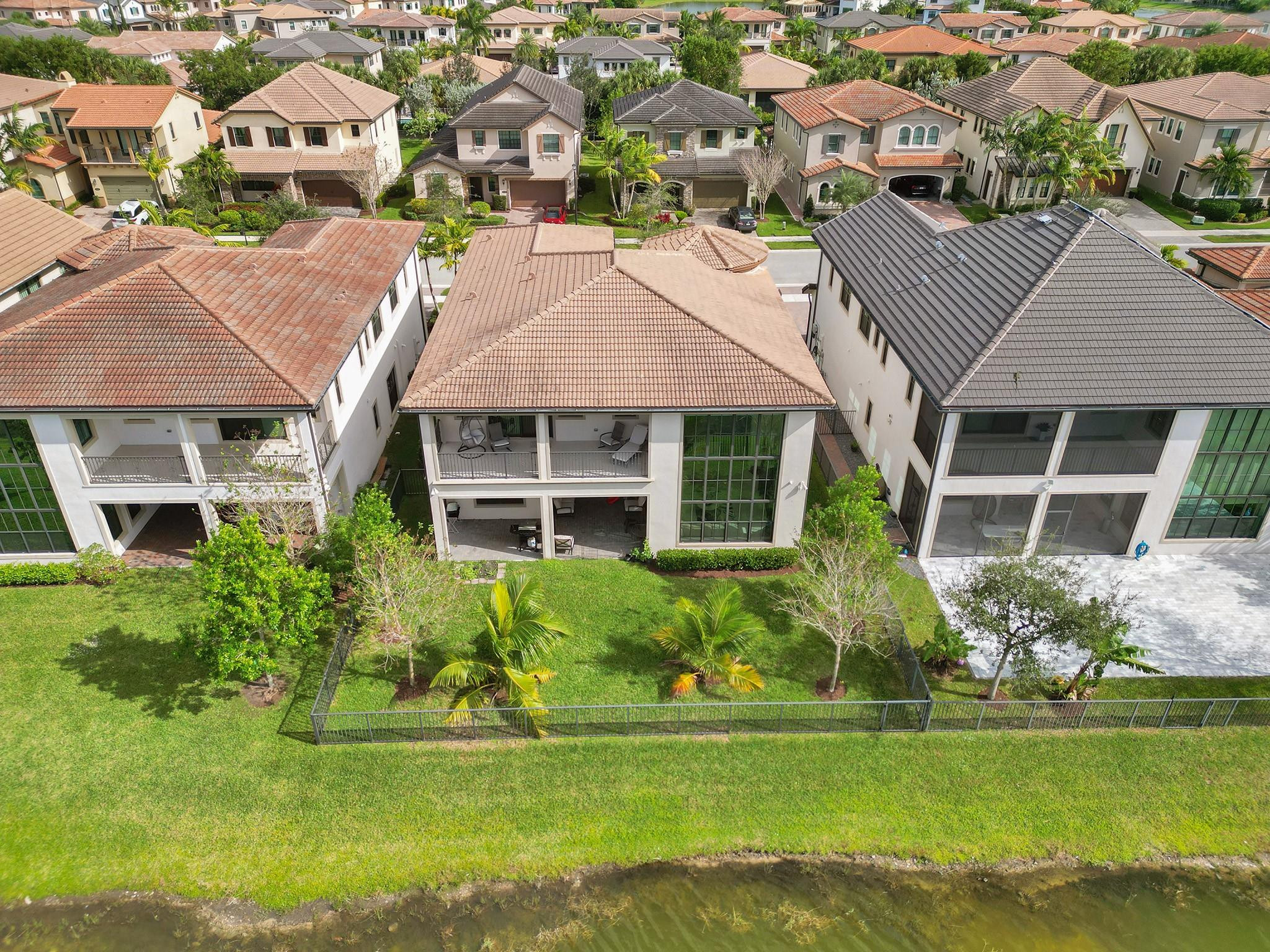 main property photo 83