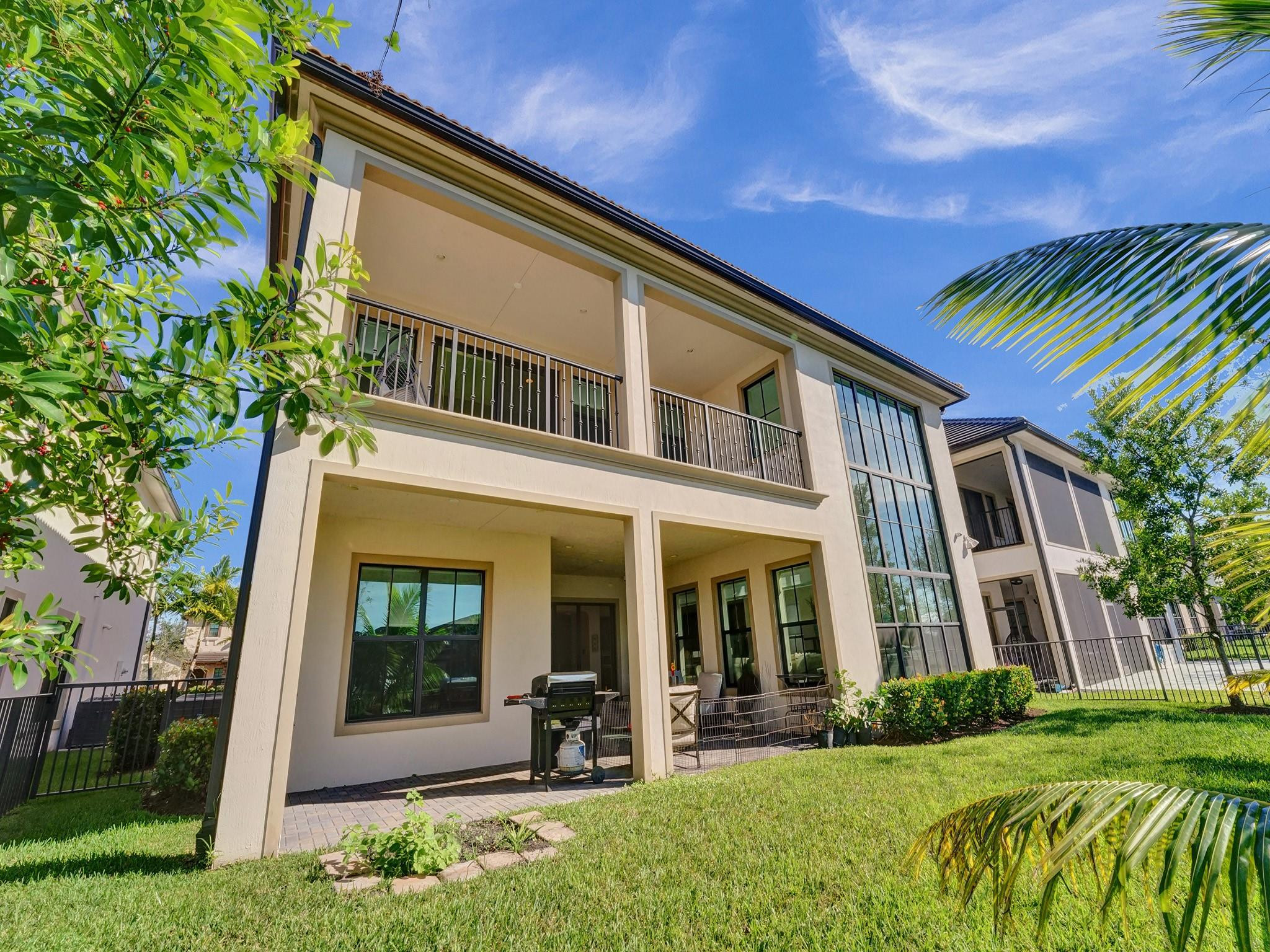 main property photo 88