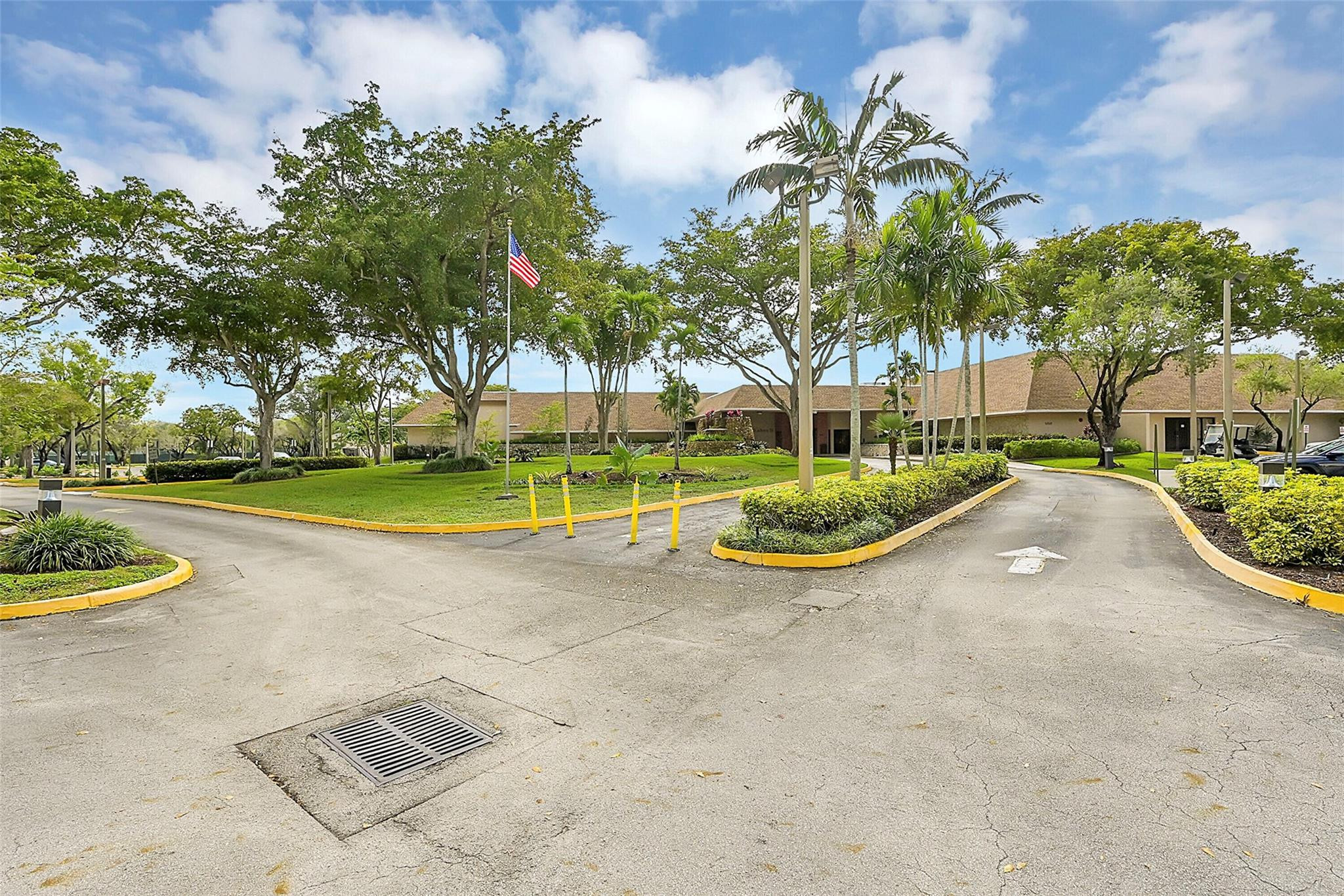 main property photo 24