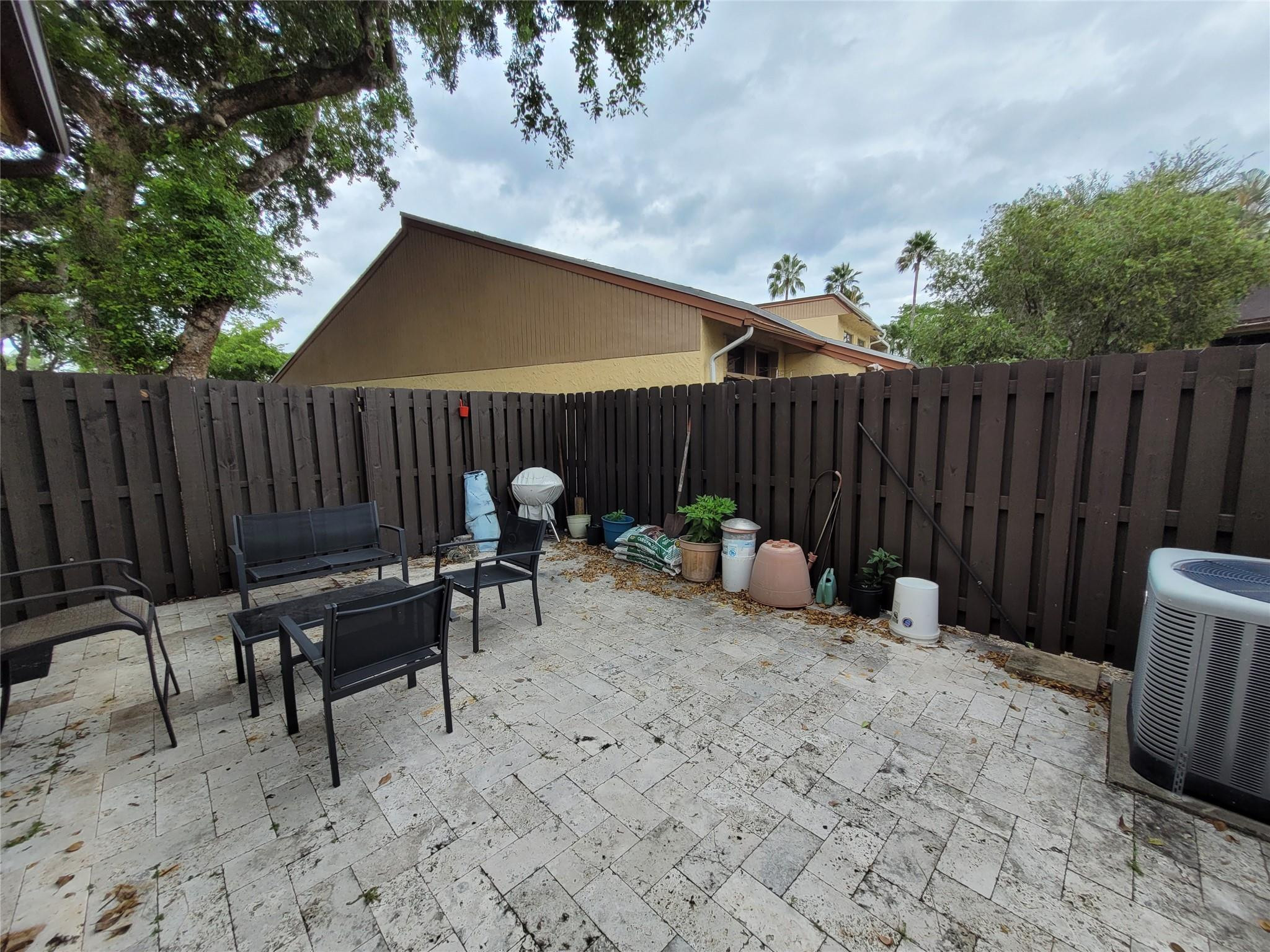 main property photo 59