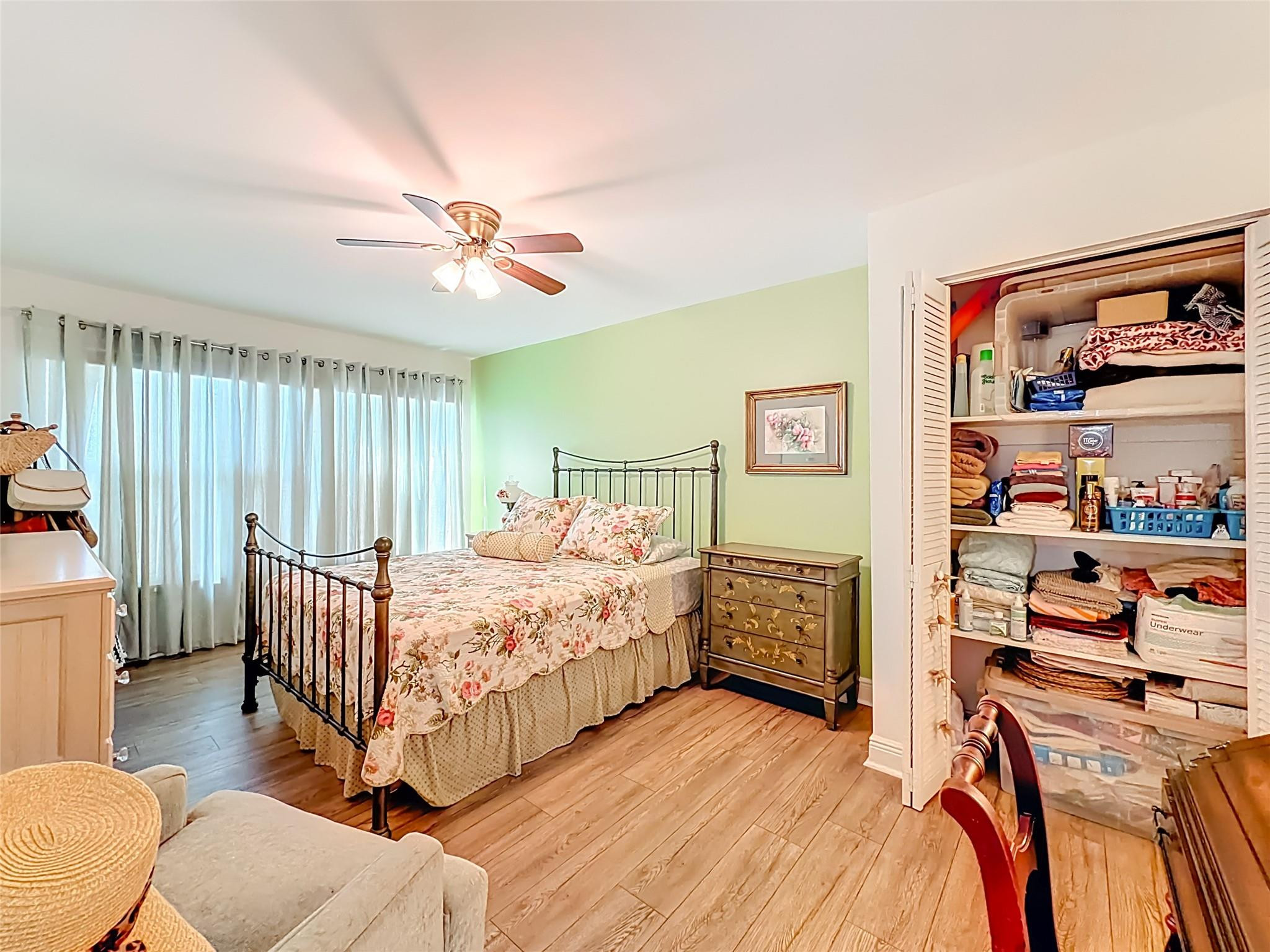 main property photo 39