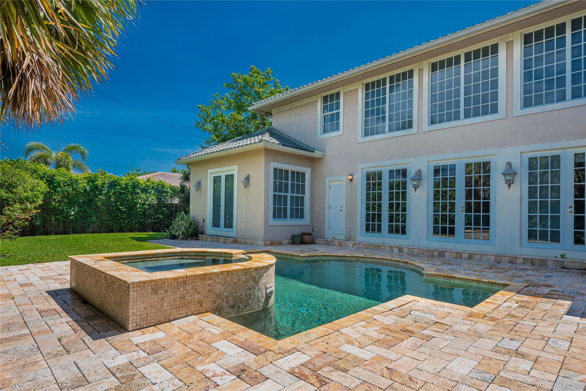 main property photo 38