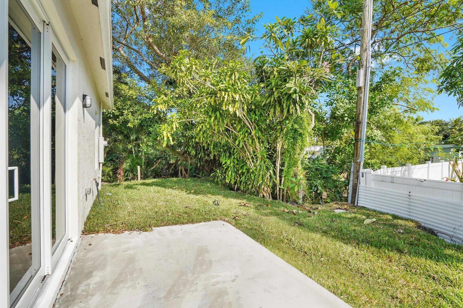property viewer photo 26