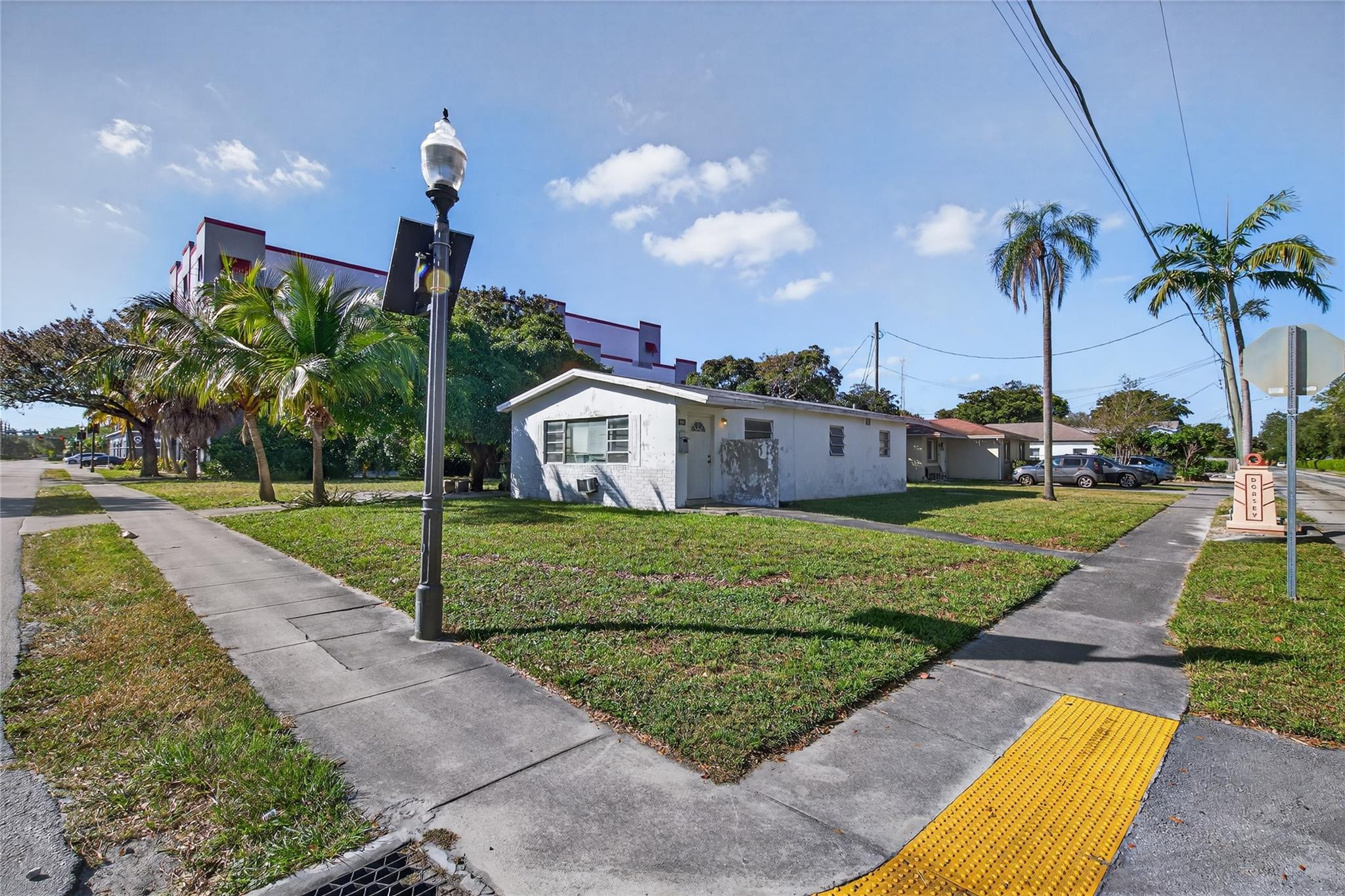 main property photo 15
