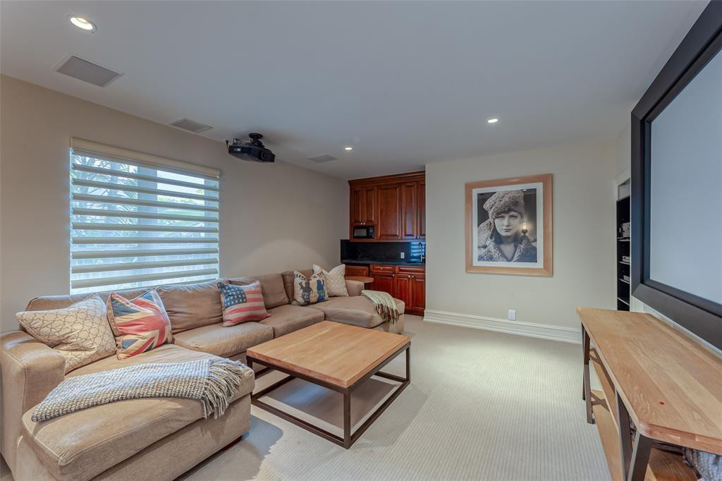 main property photo 65