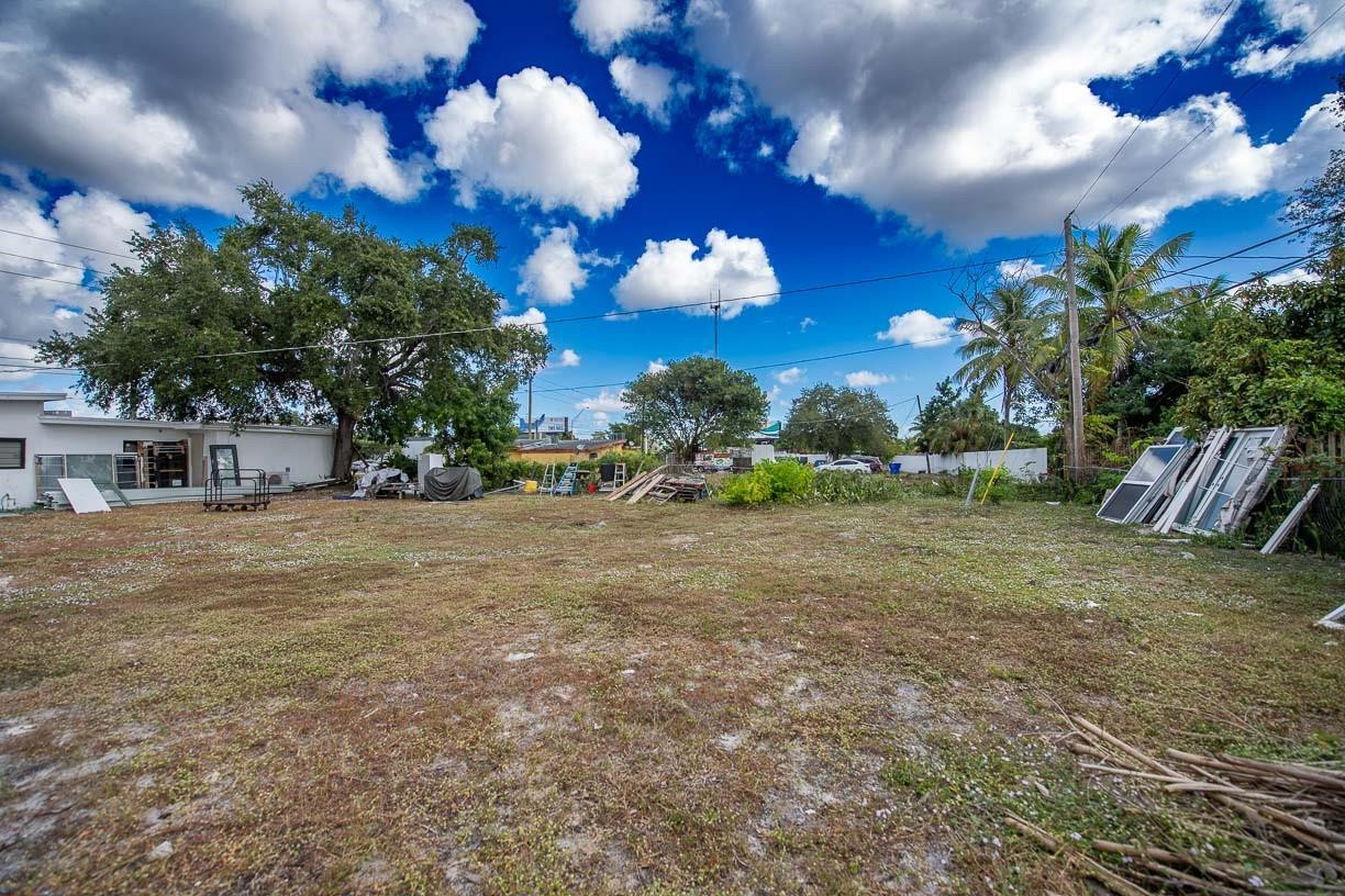 main property photo 21