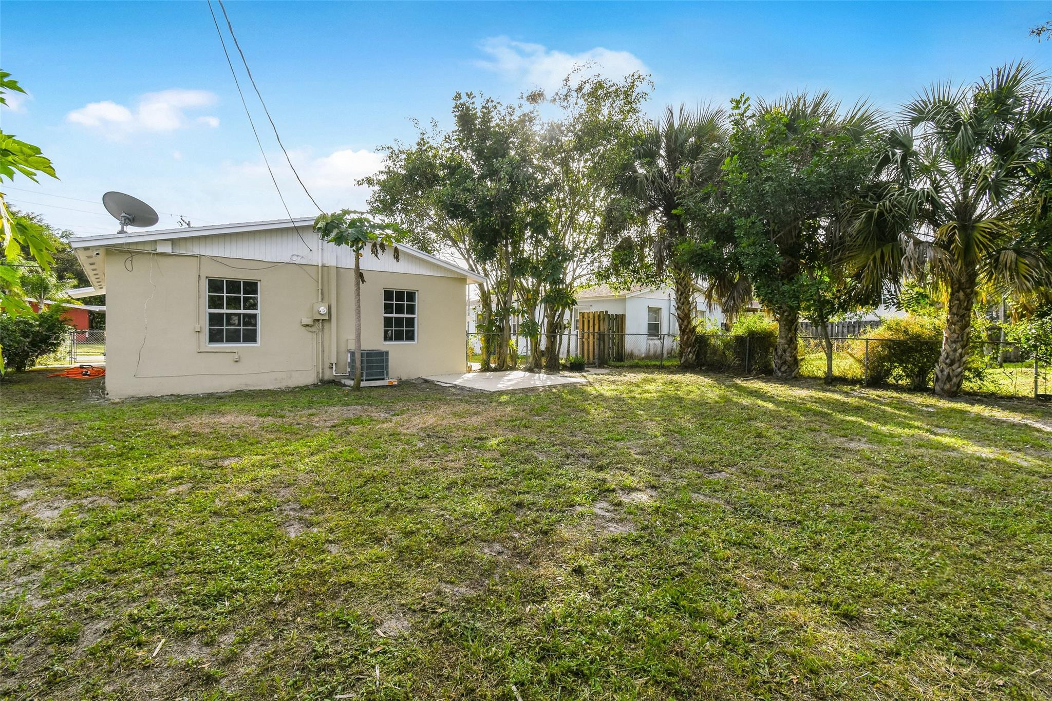 main property photo 26