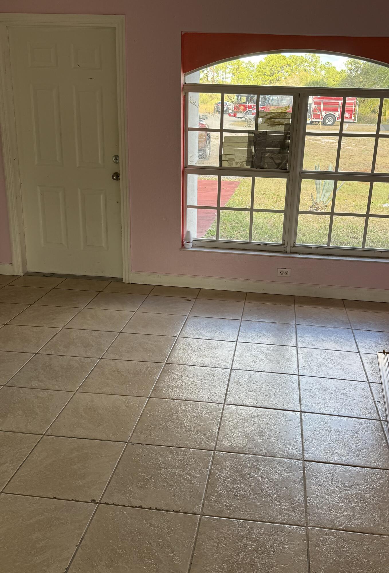 property viewer photo 5
