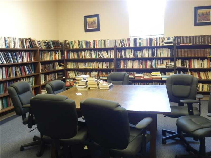 main property photo 32