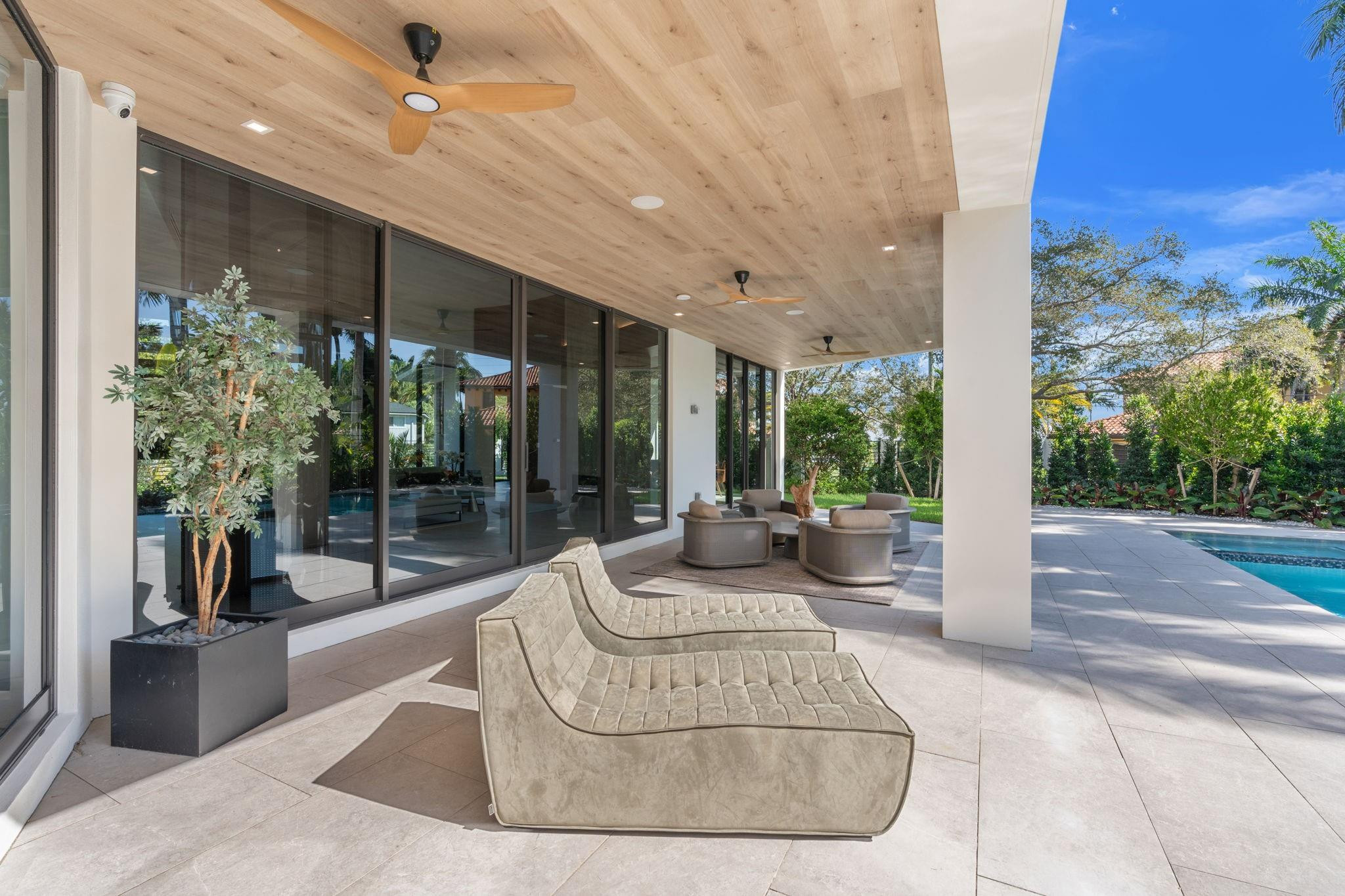 main property photo 70