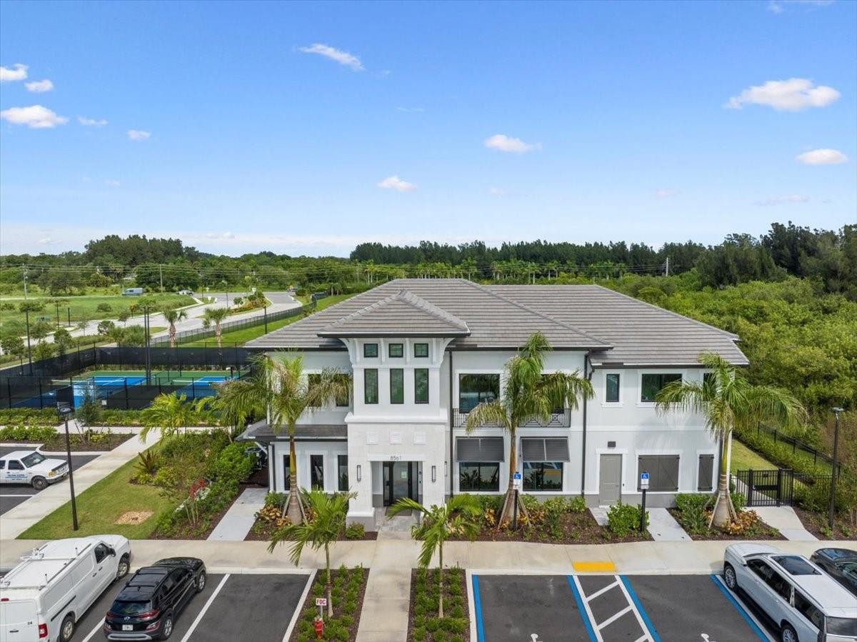 main property photo 85