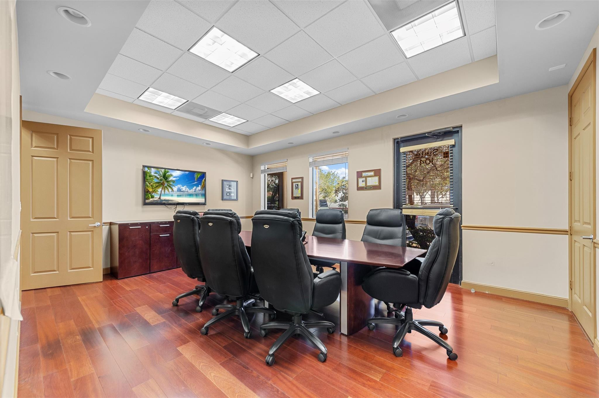main property photo 35