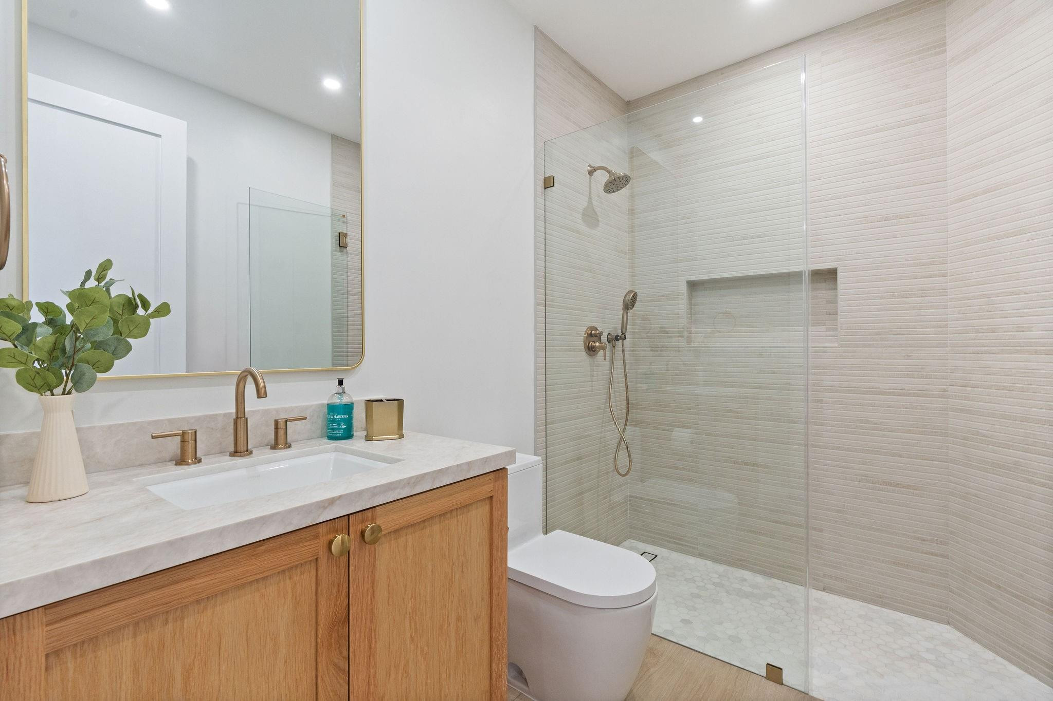 main property photo 72