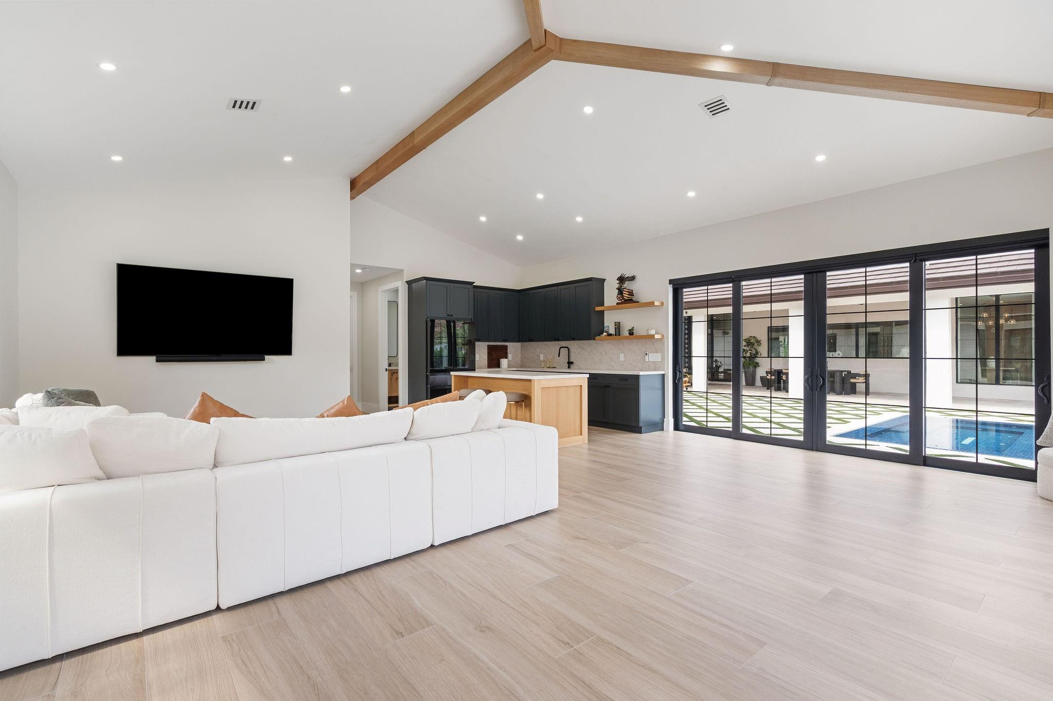 main property photo 75
